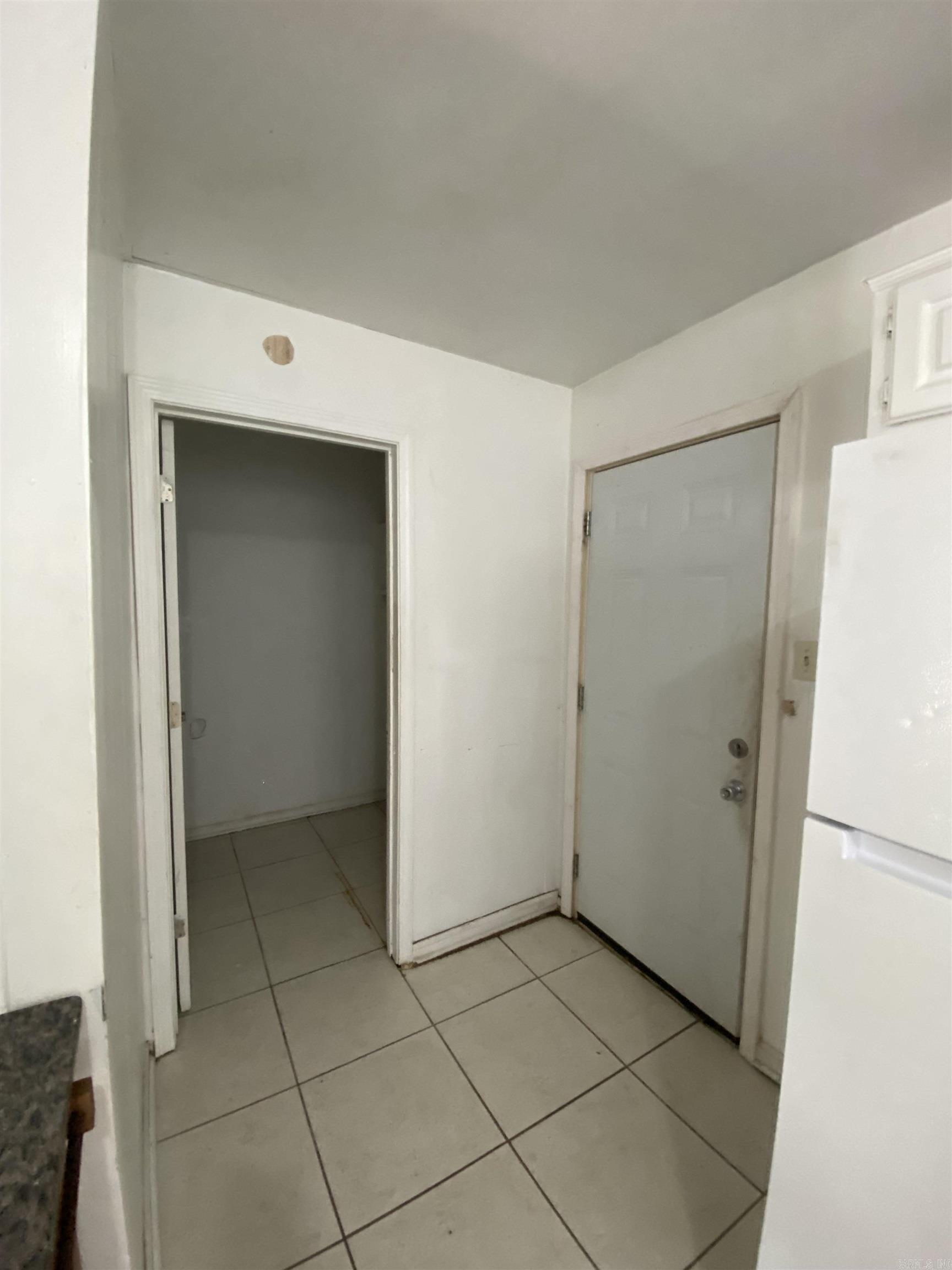 205 Pineview Avenue — photo 3