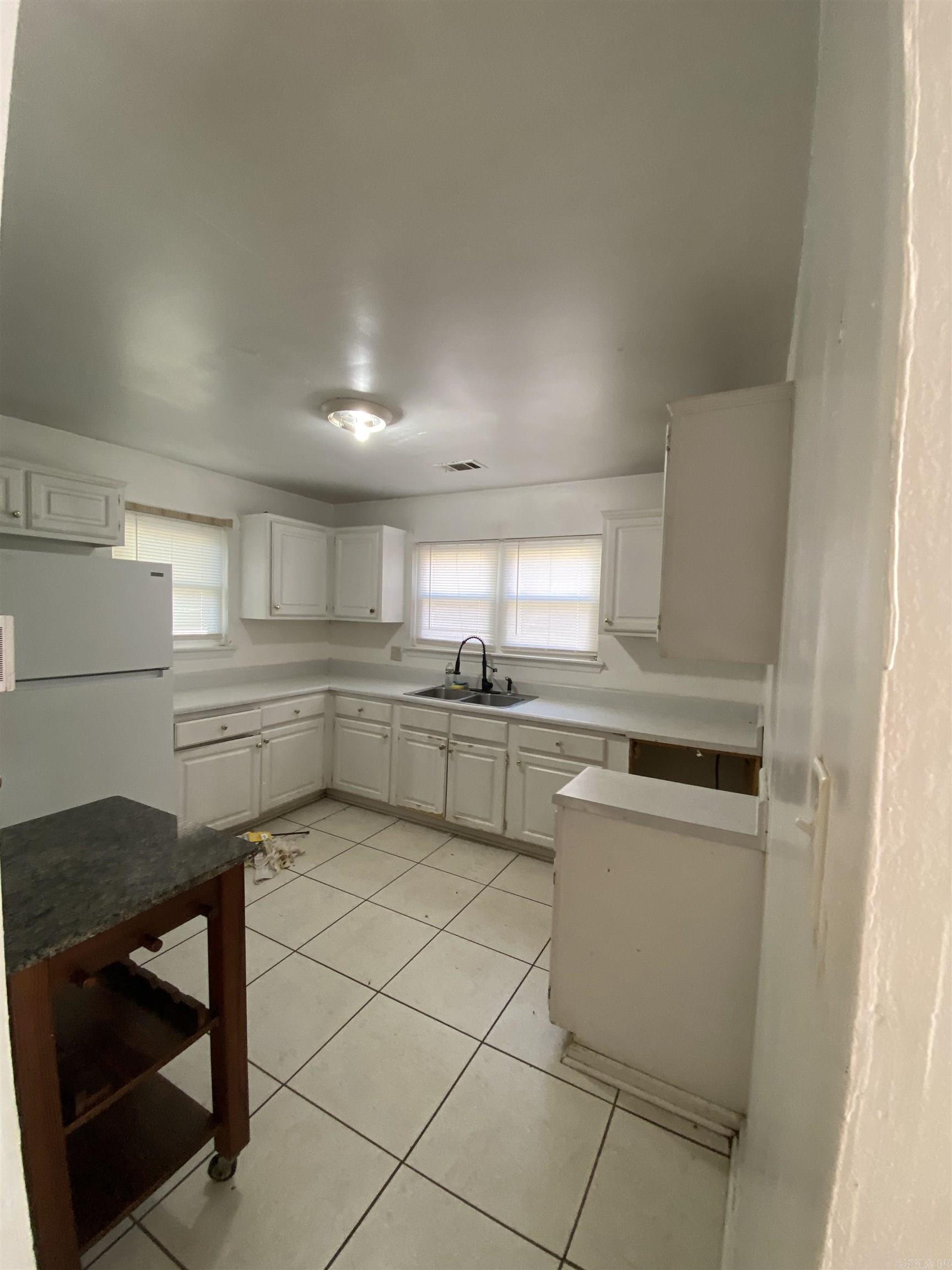 205 Pineview Avenue — photo 4