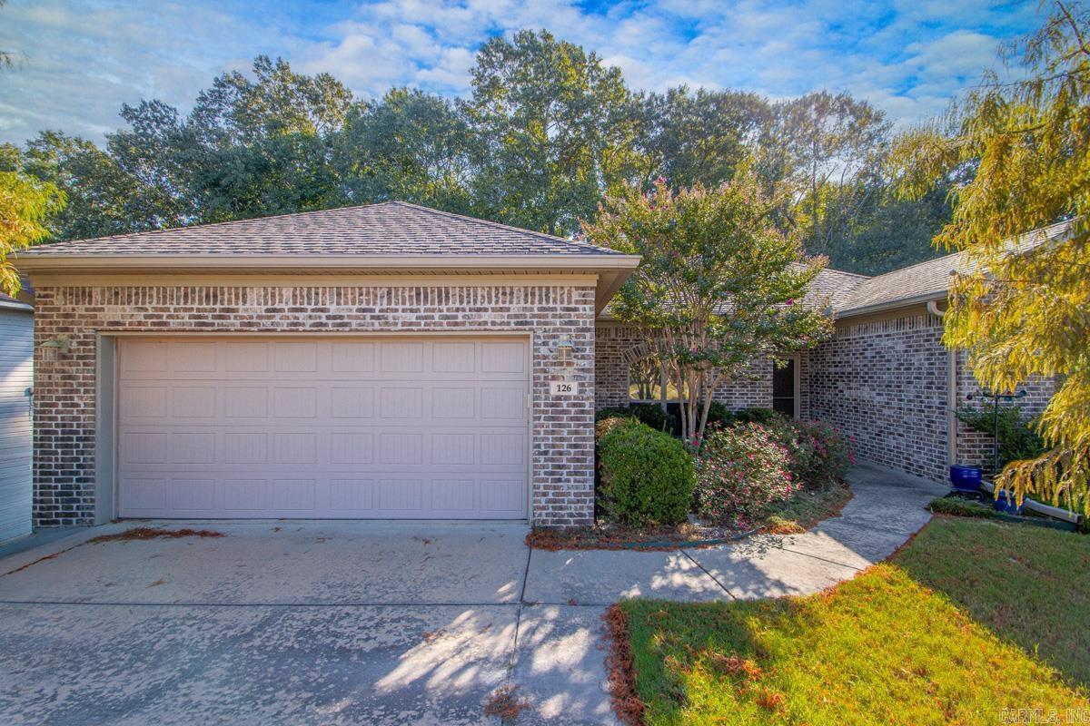 126 Madrid Drive — photo 3