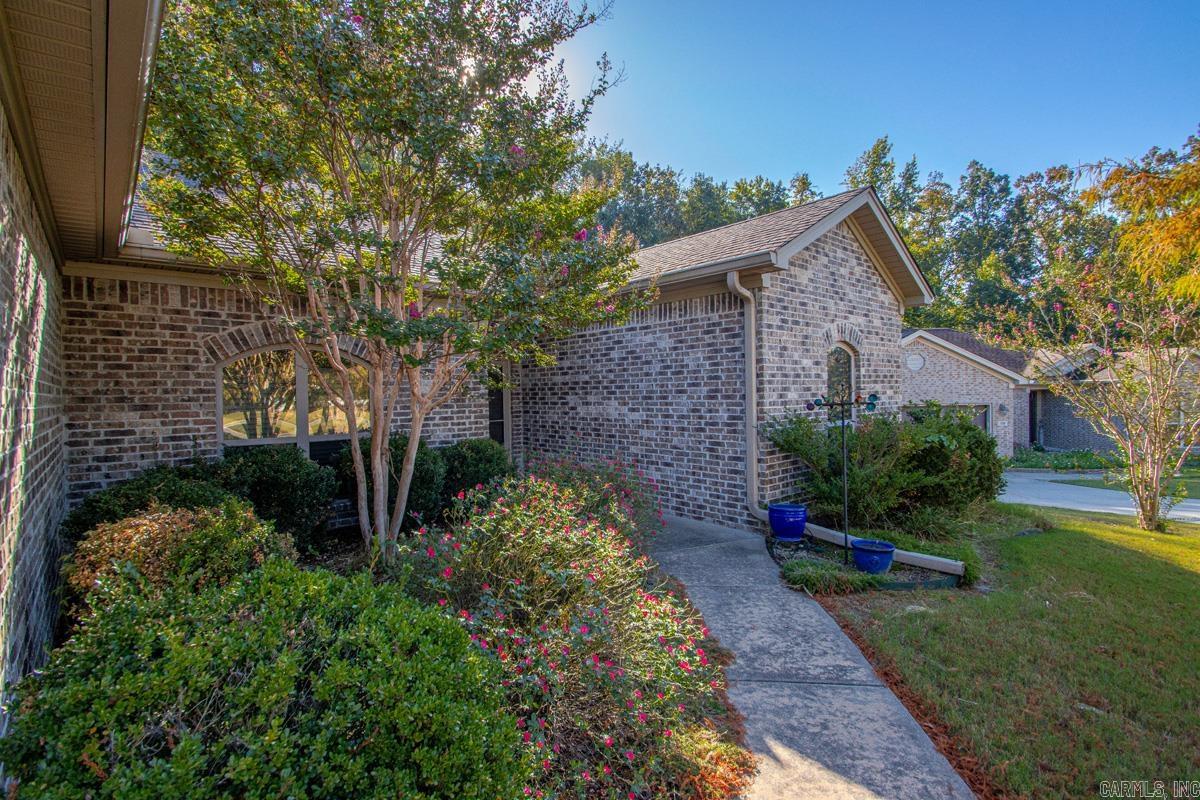 126 Madrid Drive — photo 5