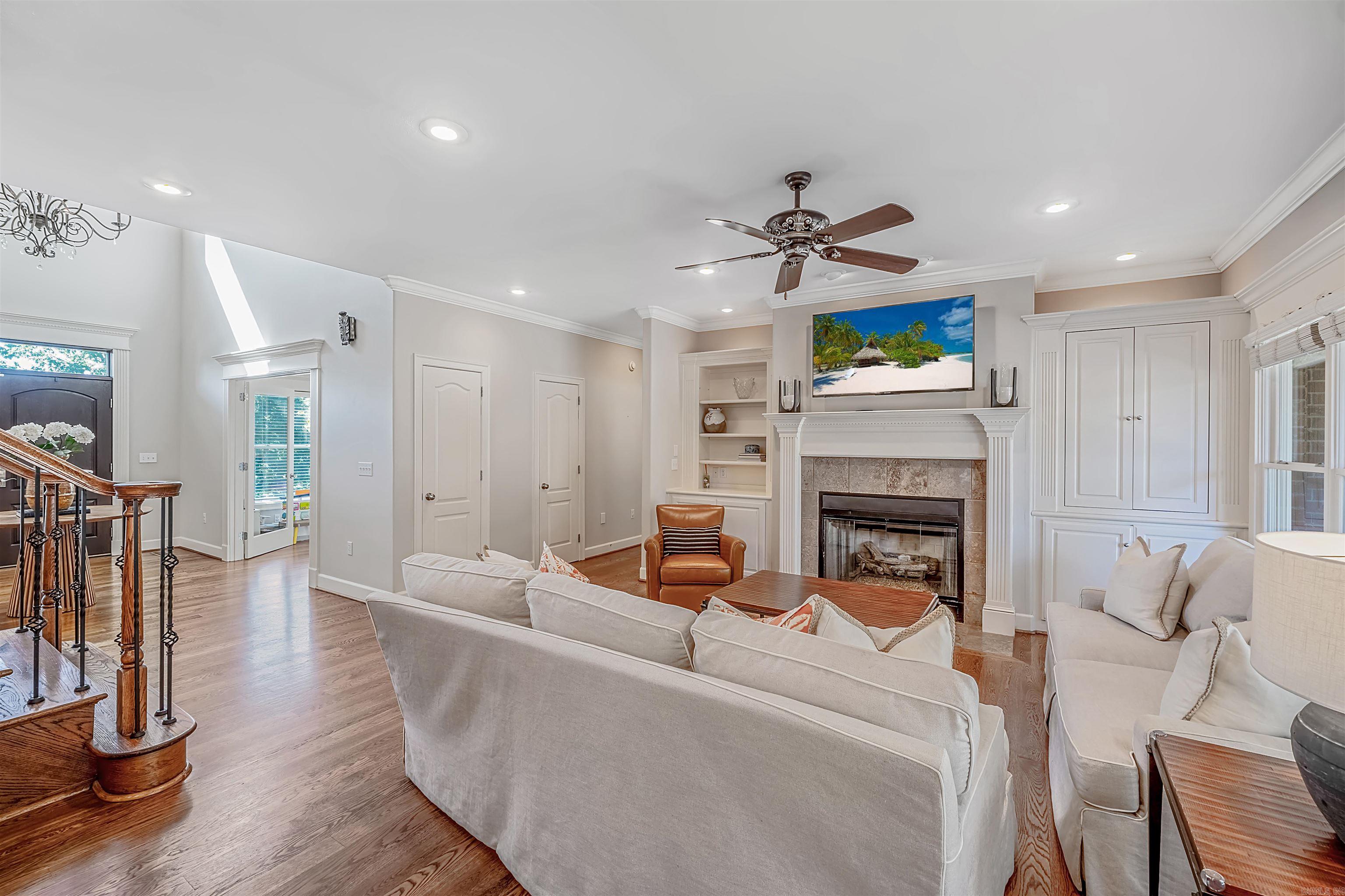 131 Noyant Drive — photo 4