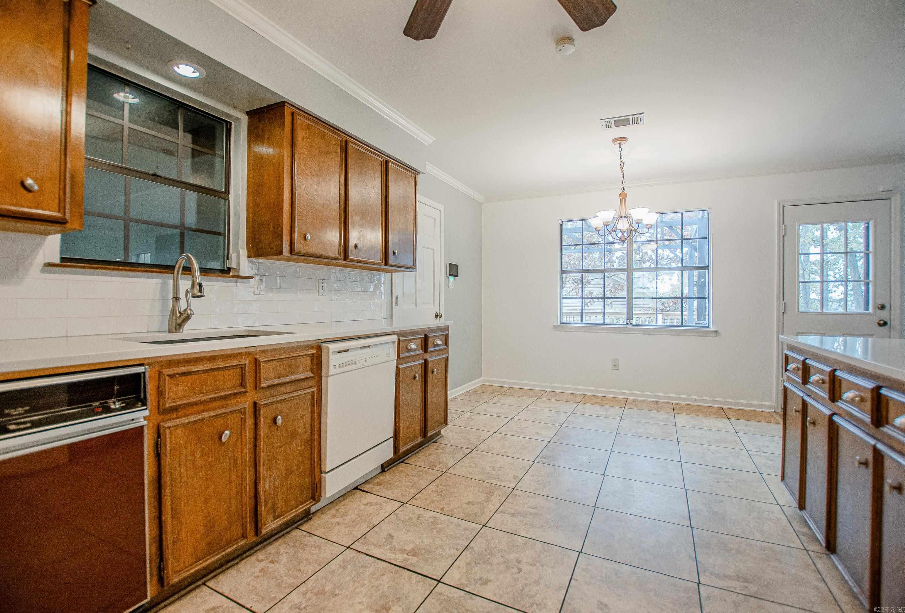 2617 Old Forge Dr Little Rock, AR 72227