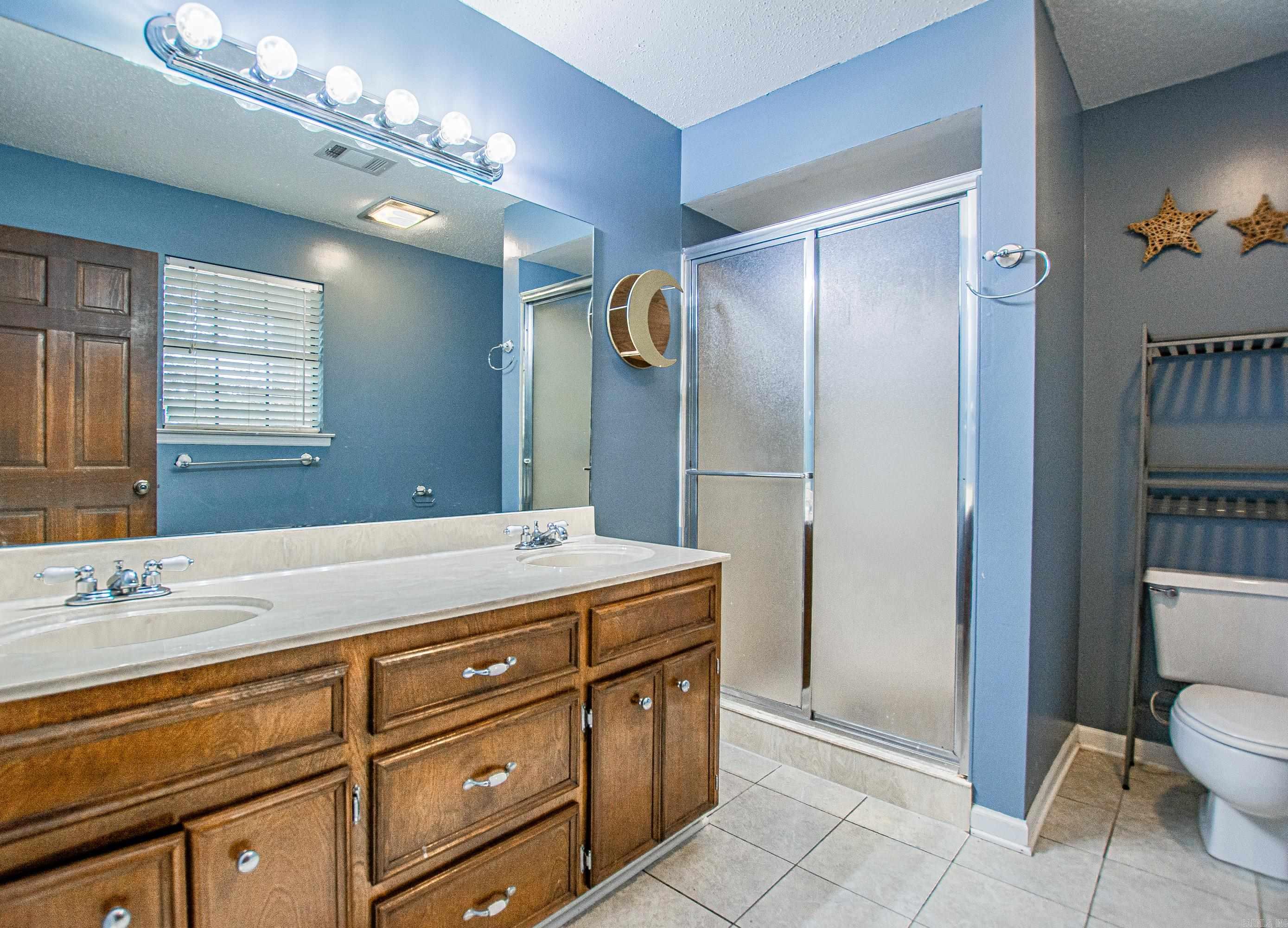 2617 Old Forge Dr Little Rock, AR 72227
