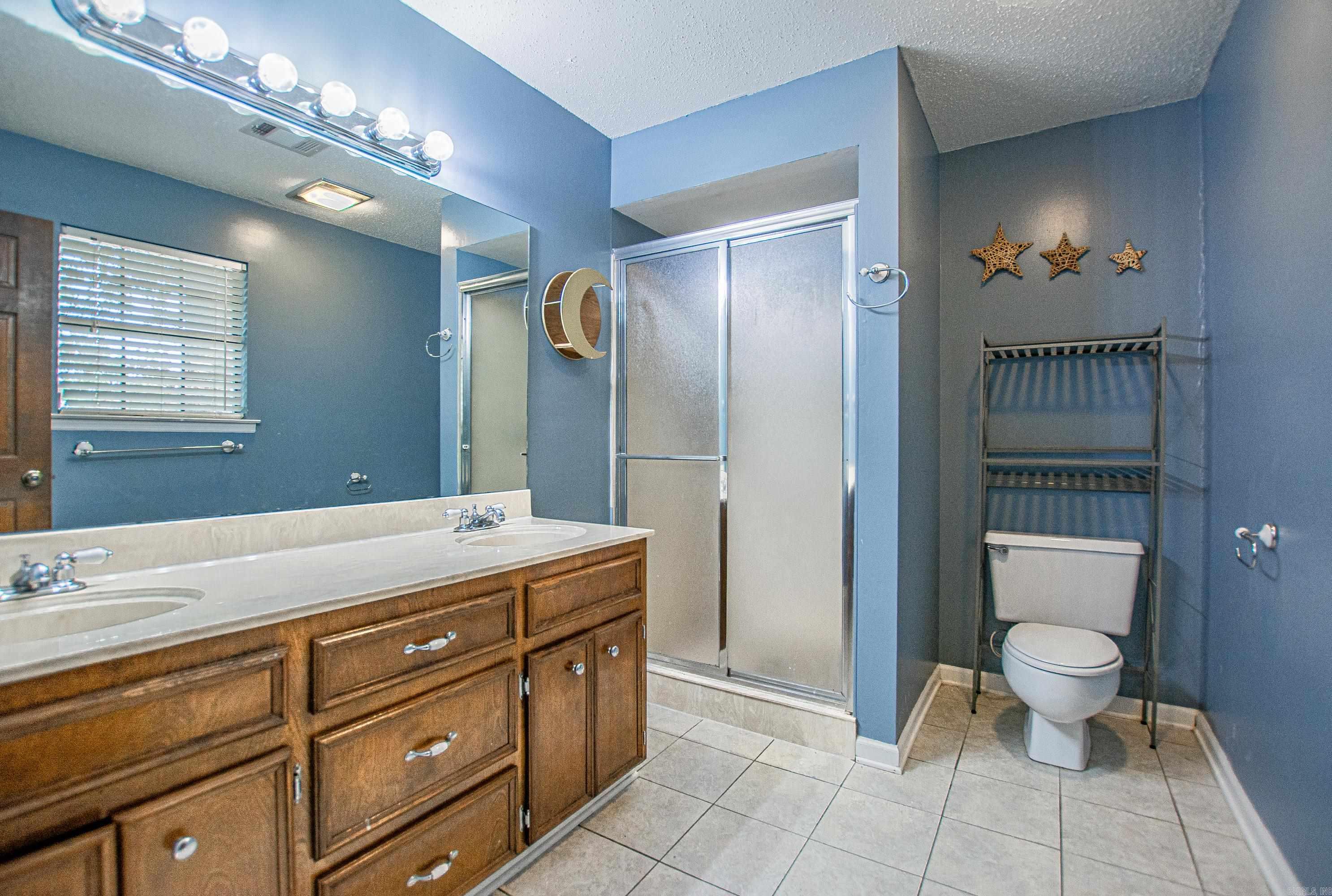 2617 Old Forge Dr Little Rock, AR 72227