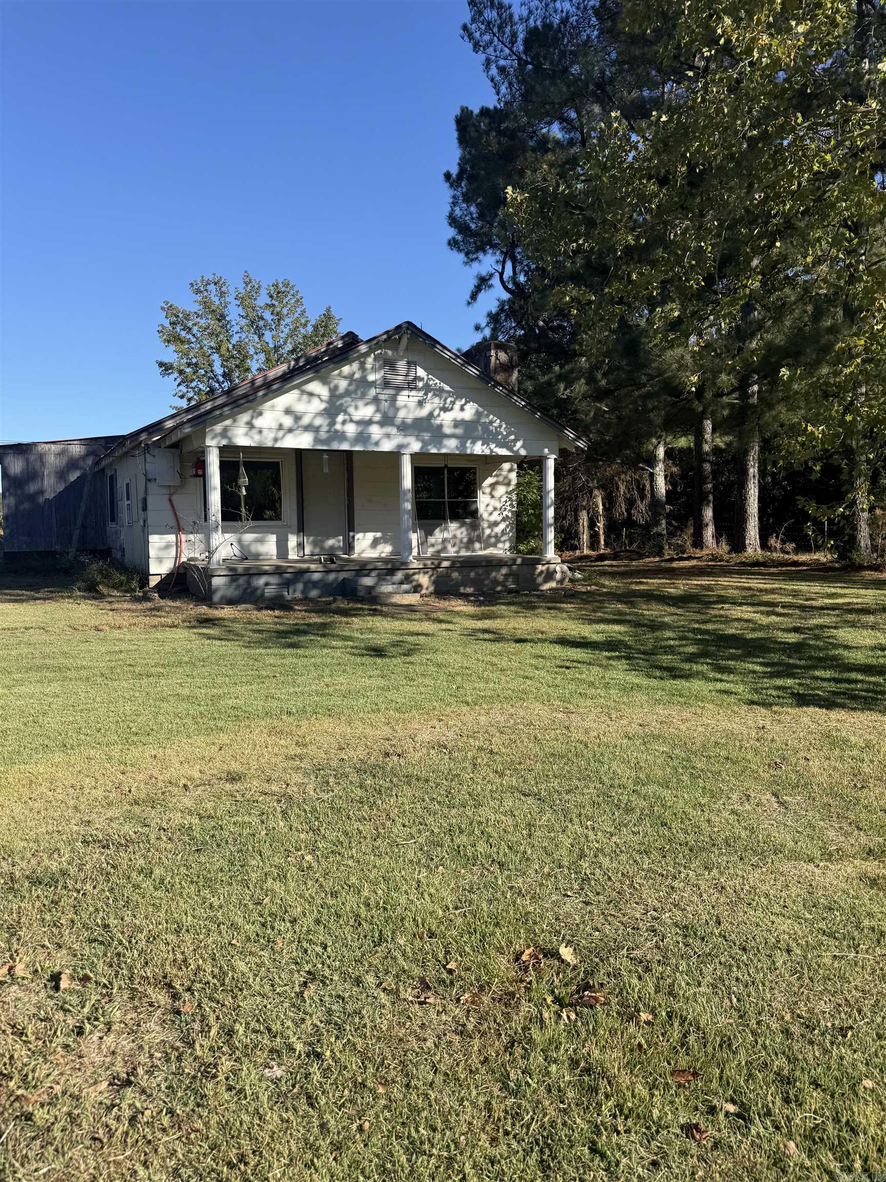 3174 E HWY 92 — exterior