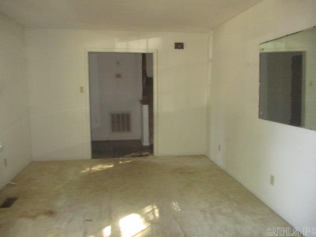 10813 Lionel Dr — photo 3