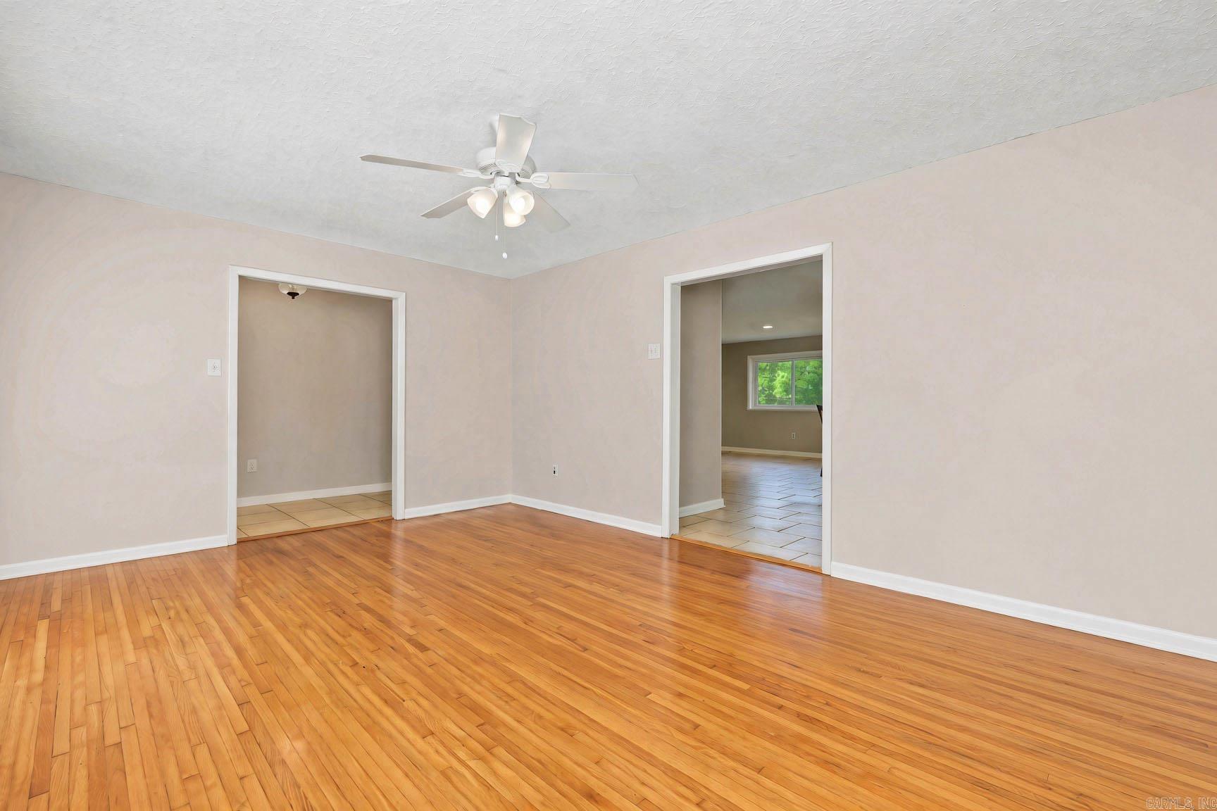 2117 Middleton Drive — photo 5