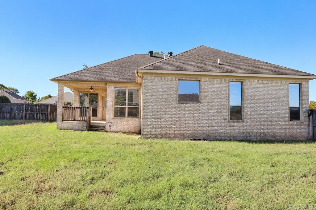 6016 Base Meadows Dr Jacksonville, AR 72076