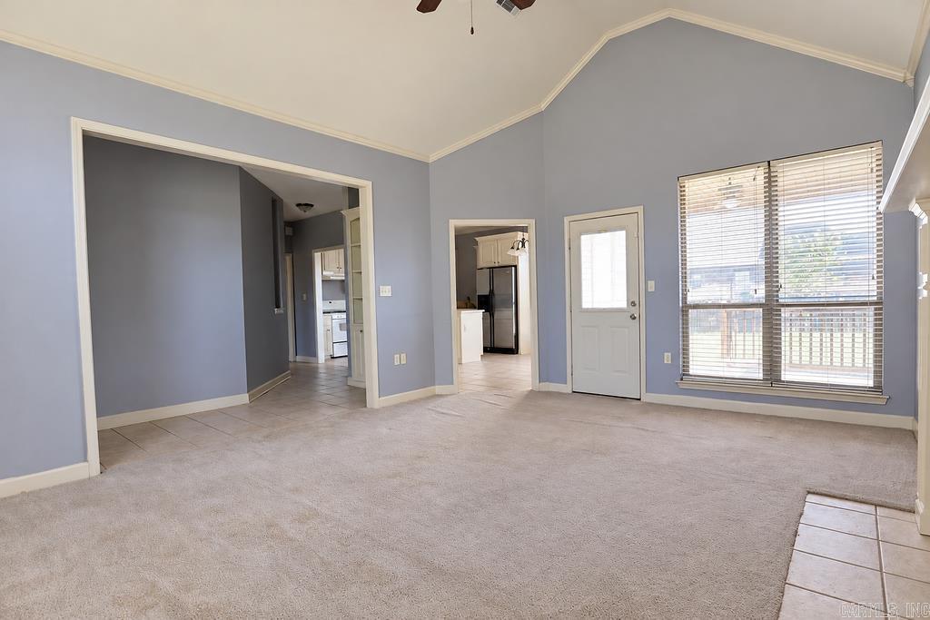 6016 Base Meadows Dr Jacksonville, AR 72076