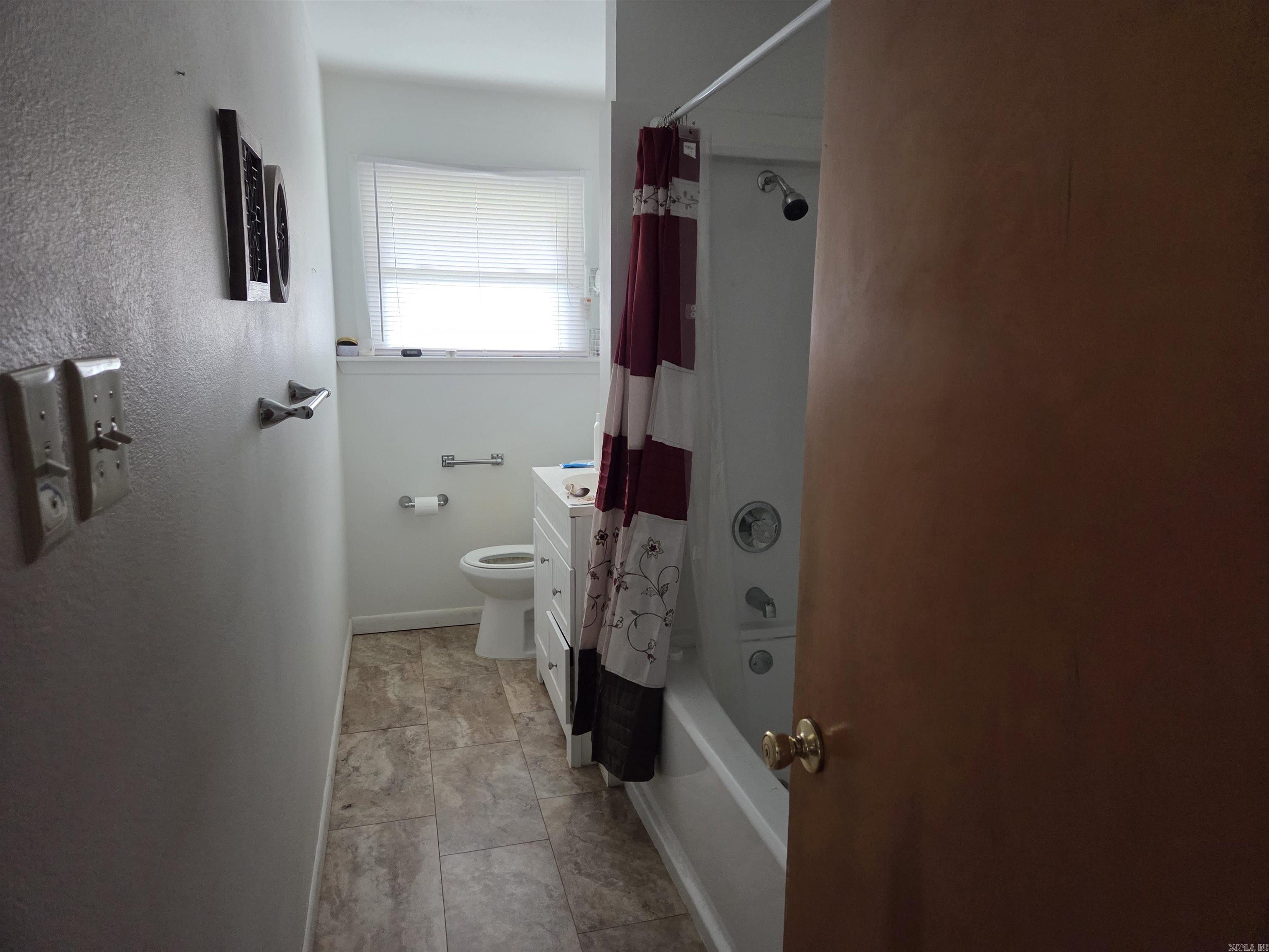 208 Braden Street — photo 5