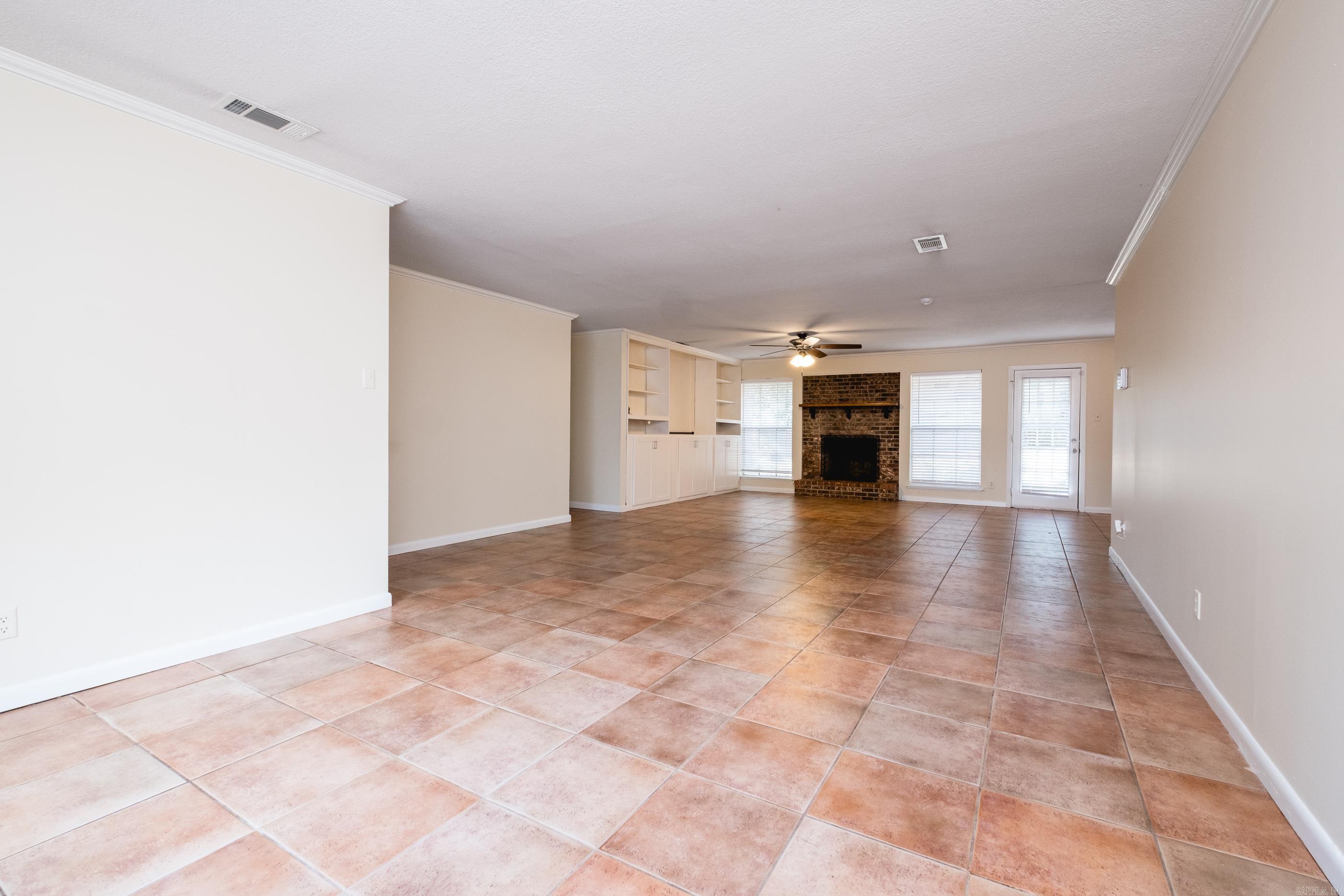 44 Bradford Drive — photo 5