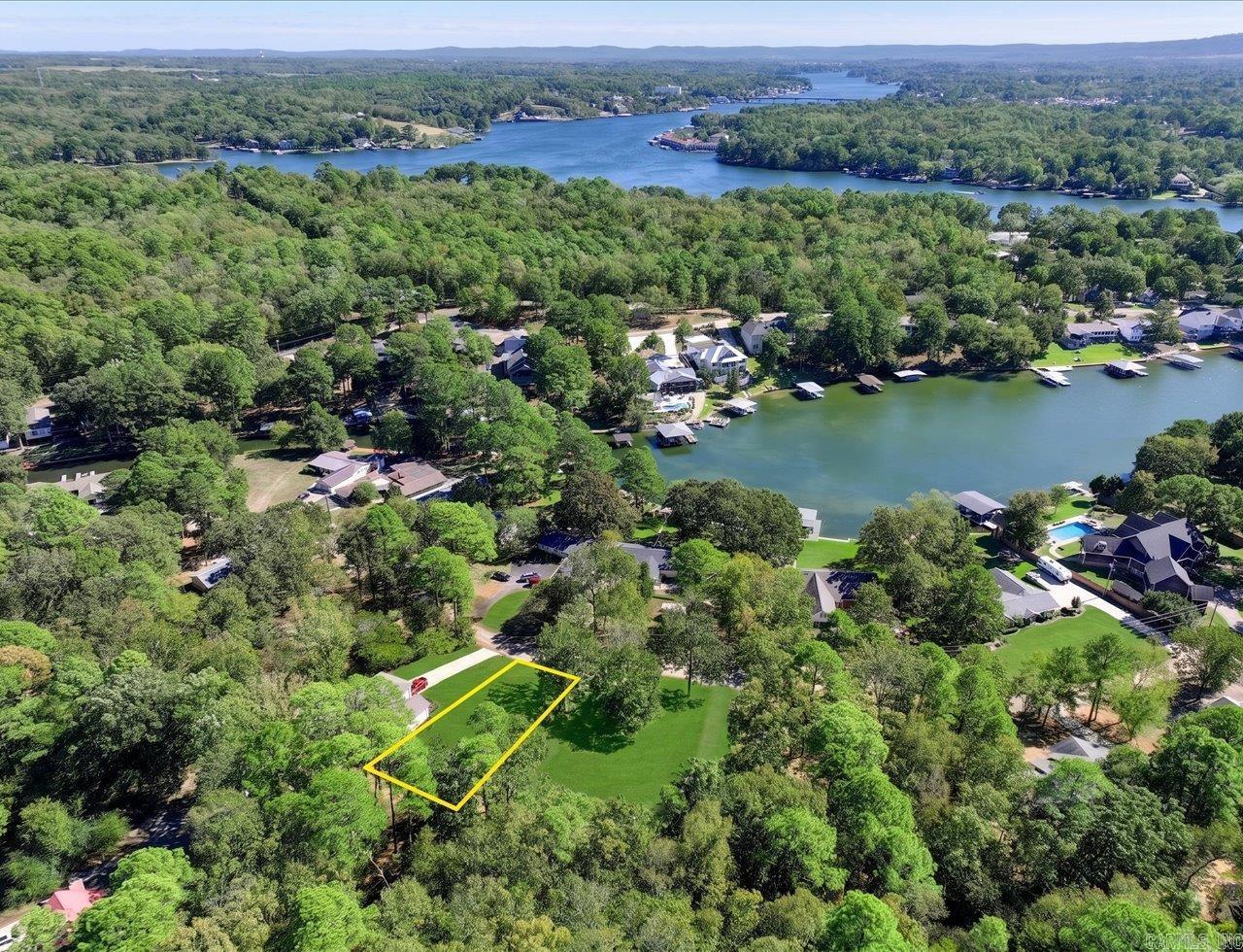133 Shore Acres Dr Drive Hot Springs, AR 71913