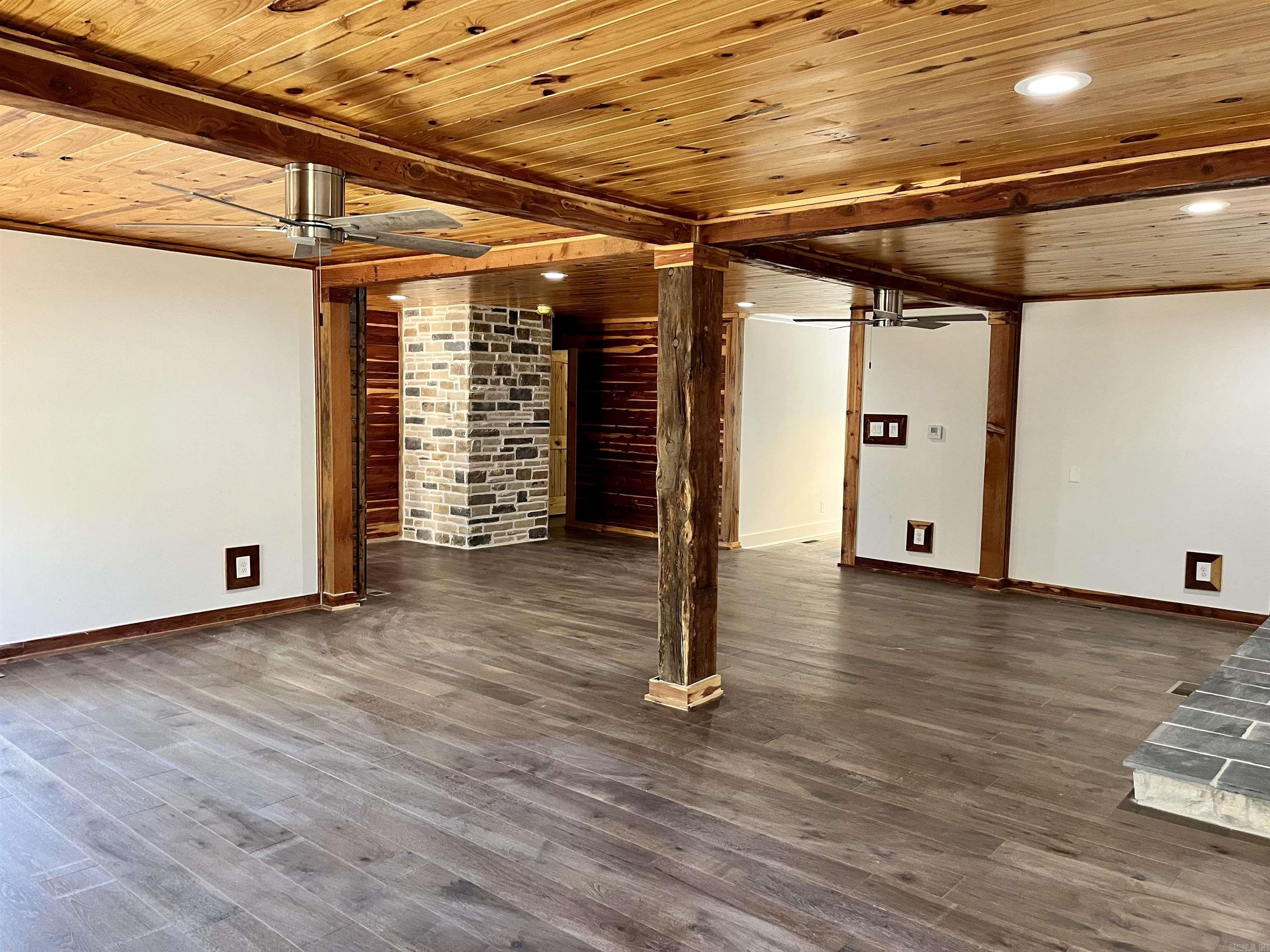 20 Fuller Rd Conway, AR 72032