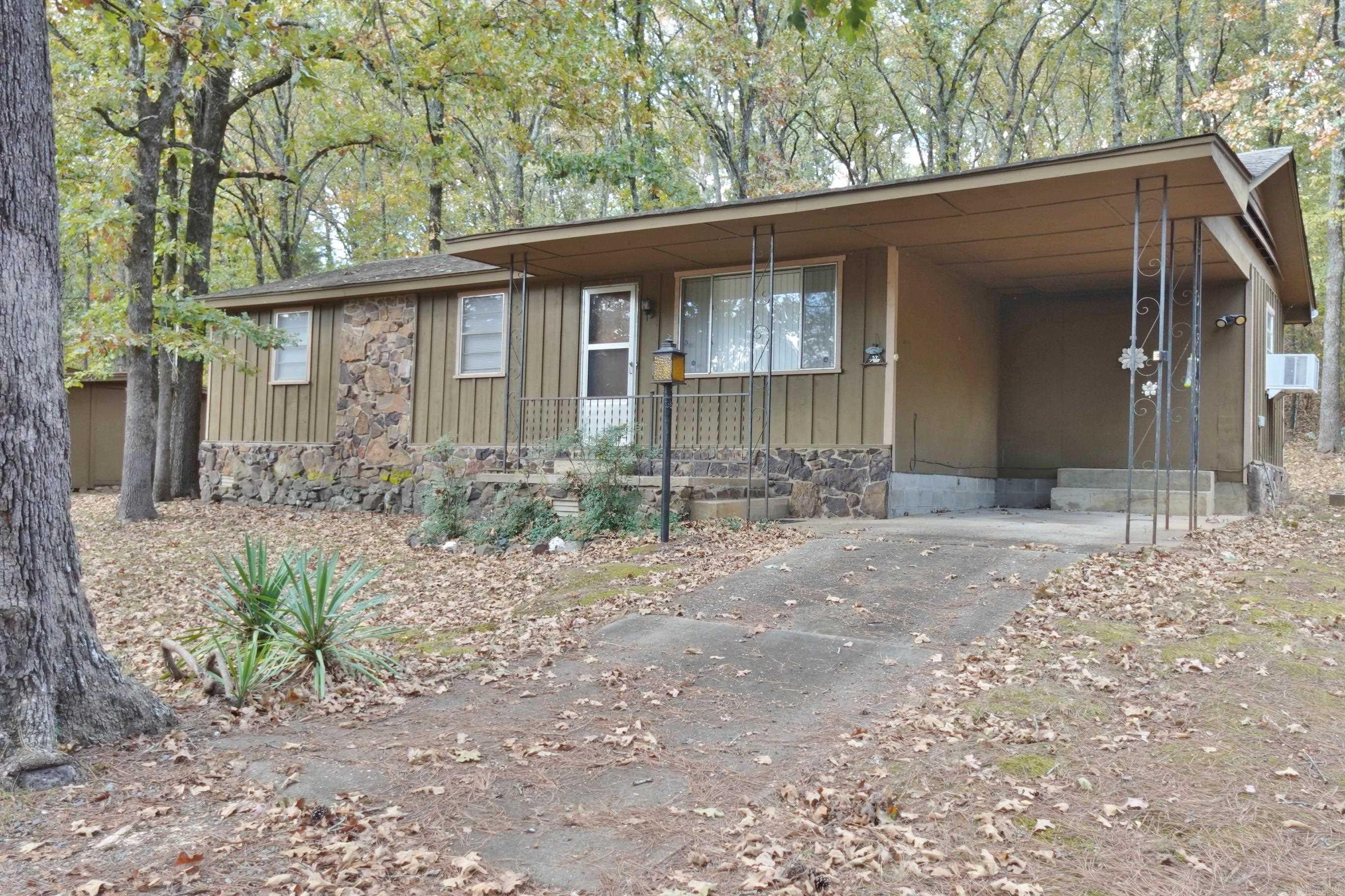 55 Pickles Gap Rd. — exterior