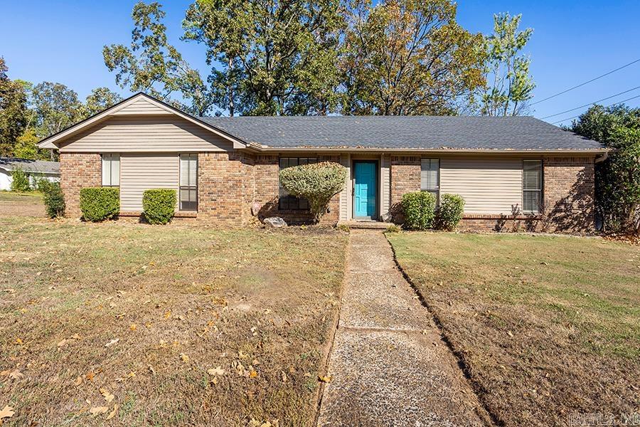11818 Pleasant Tree Drive — exterior