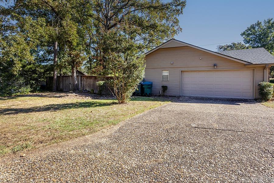 11818 Pleasant Tree Drive — photo 4