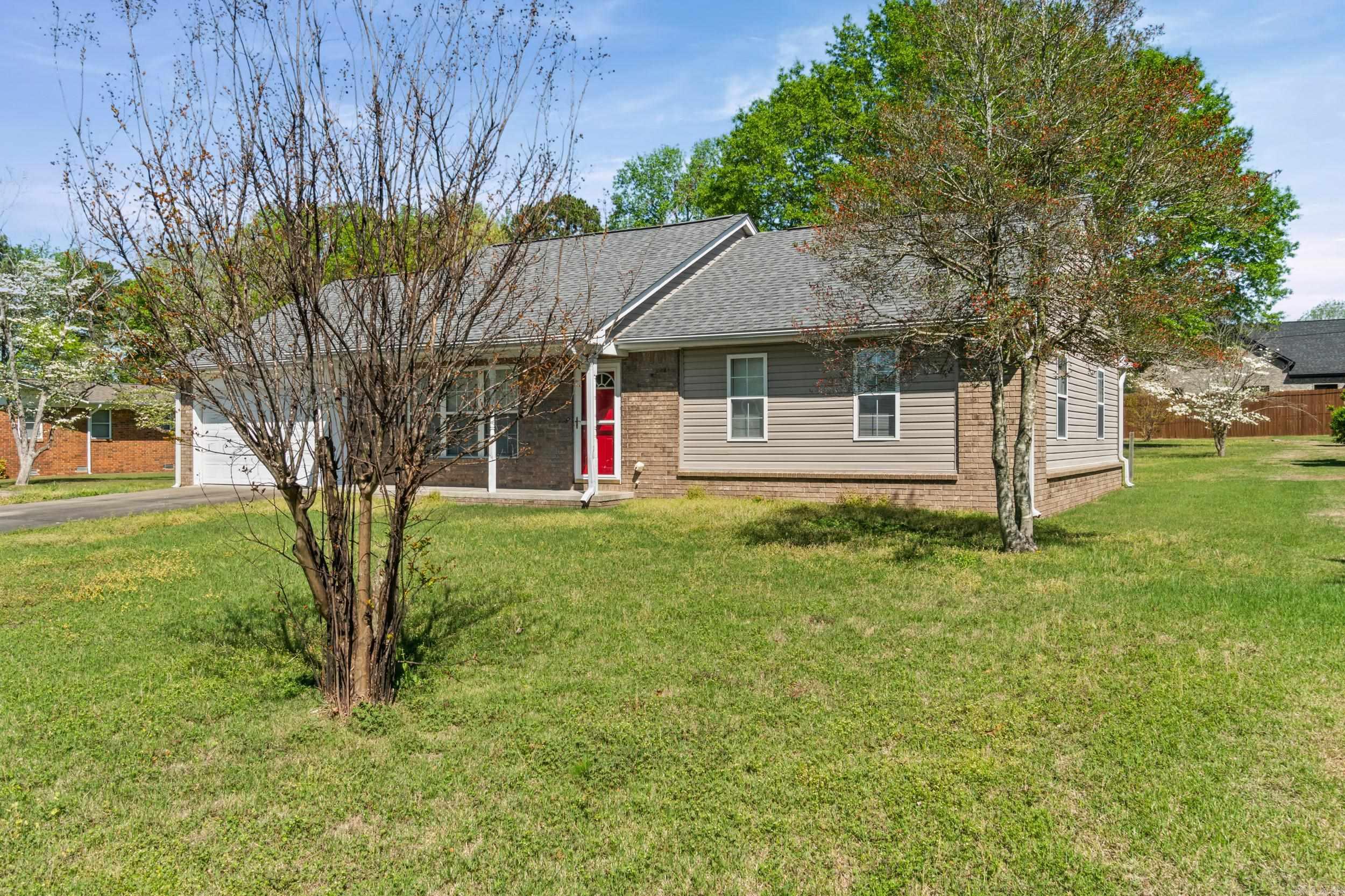 423 Hillcrest Drive Heber Springs, AR 72543