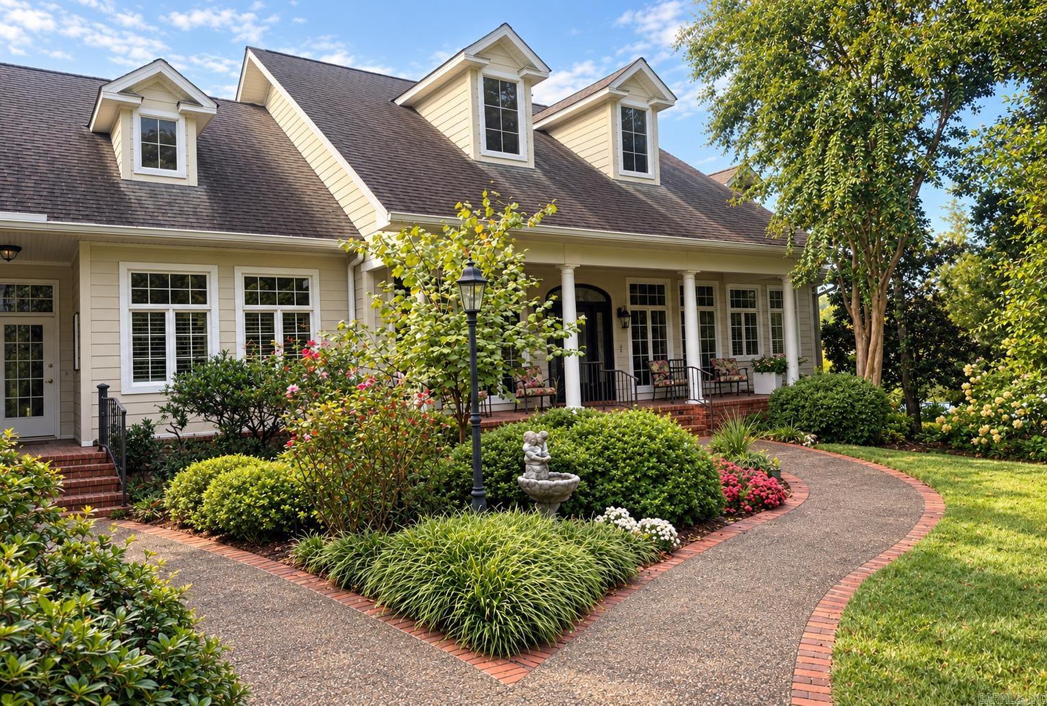 12 Galeon Lane