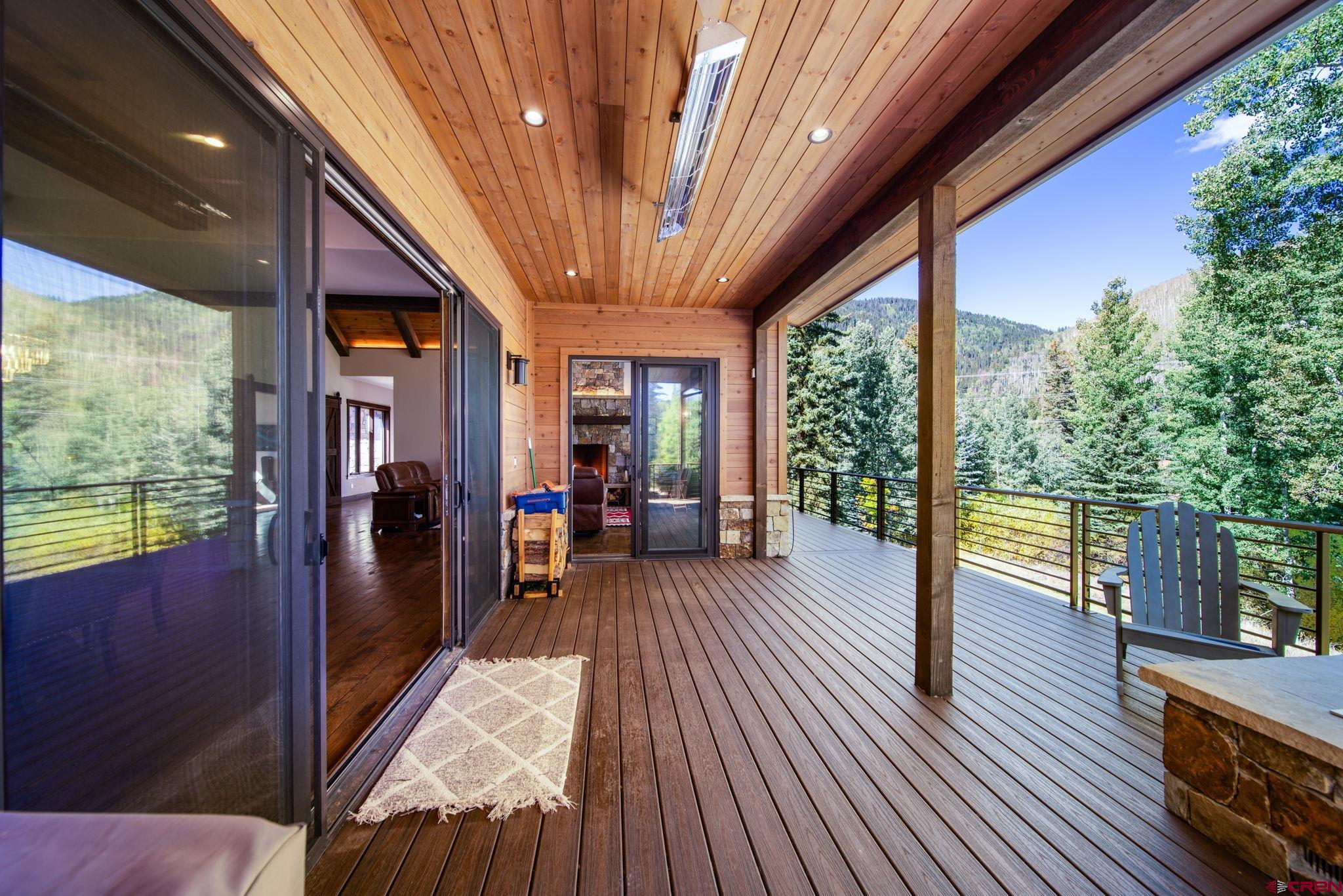 212 Two Dogs Trail