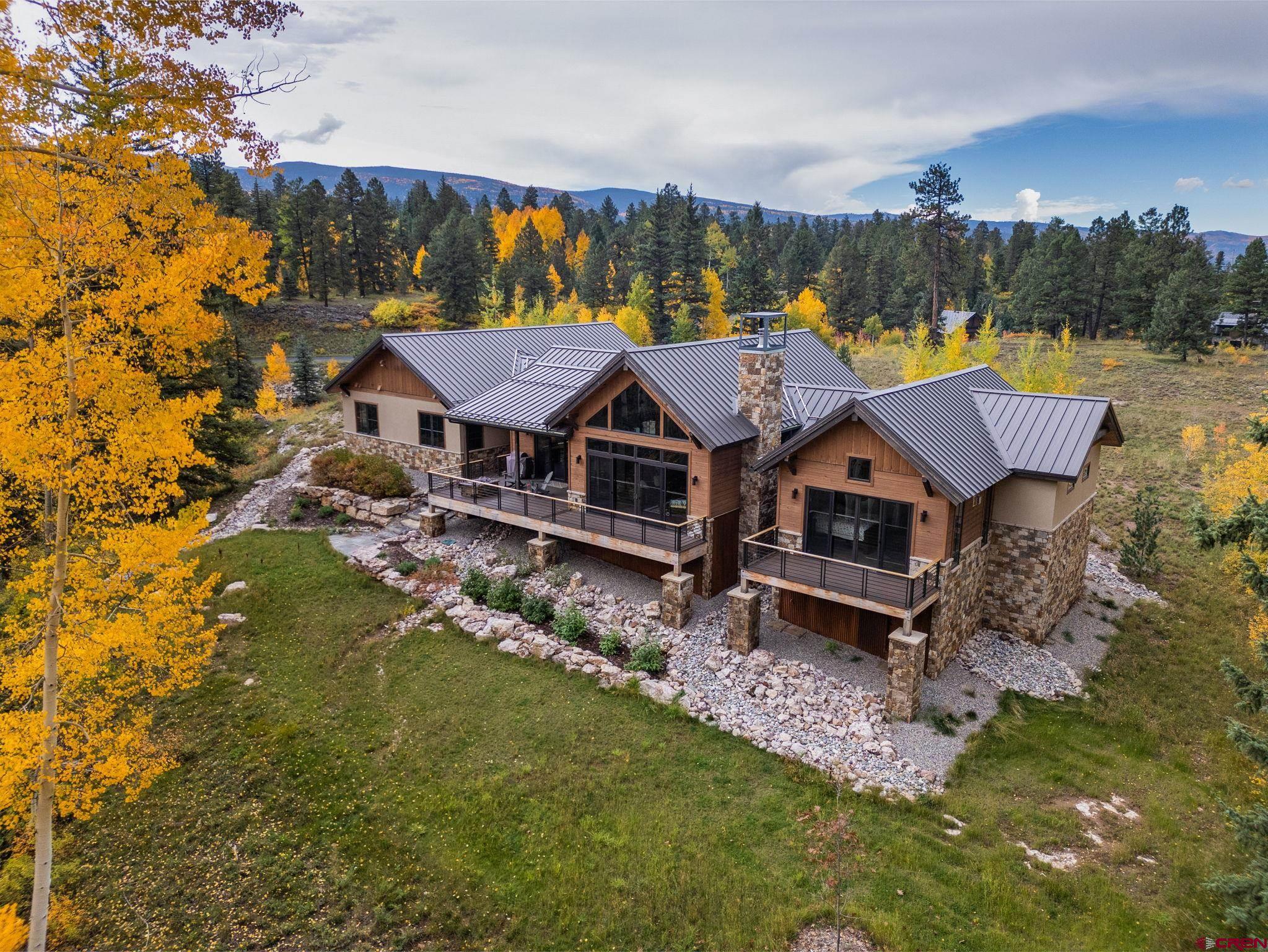 212 Two Dogs Trail