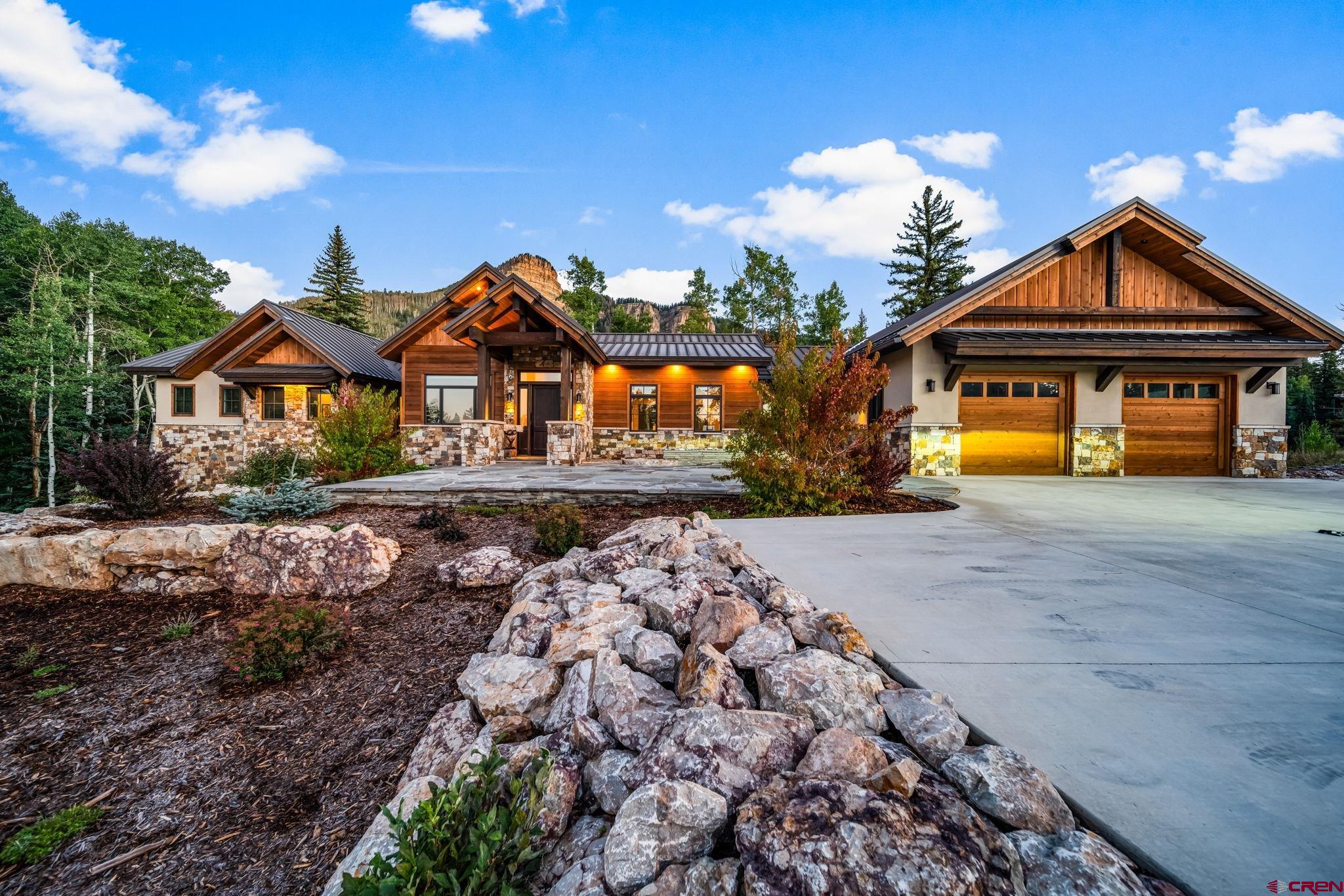 212 Two Dogs Trail