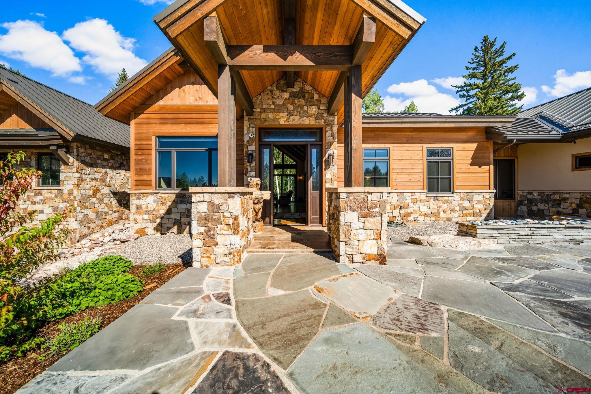 212 Two Dogs Trail