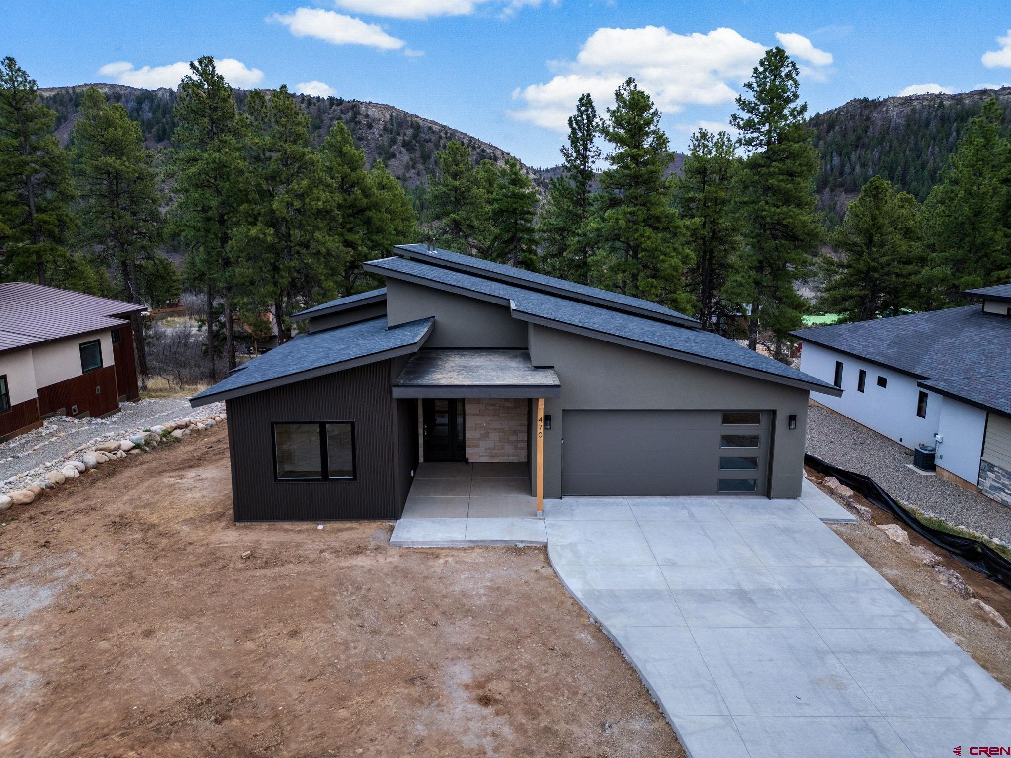 470 Edgemont Meadows