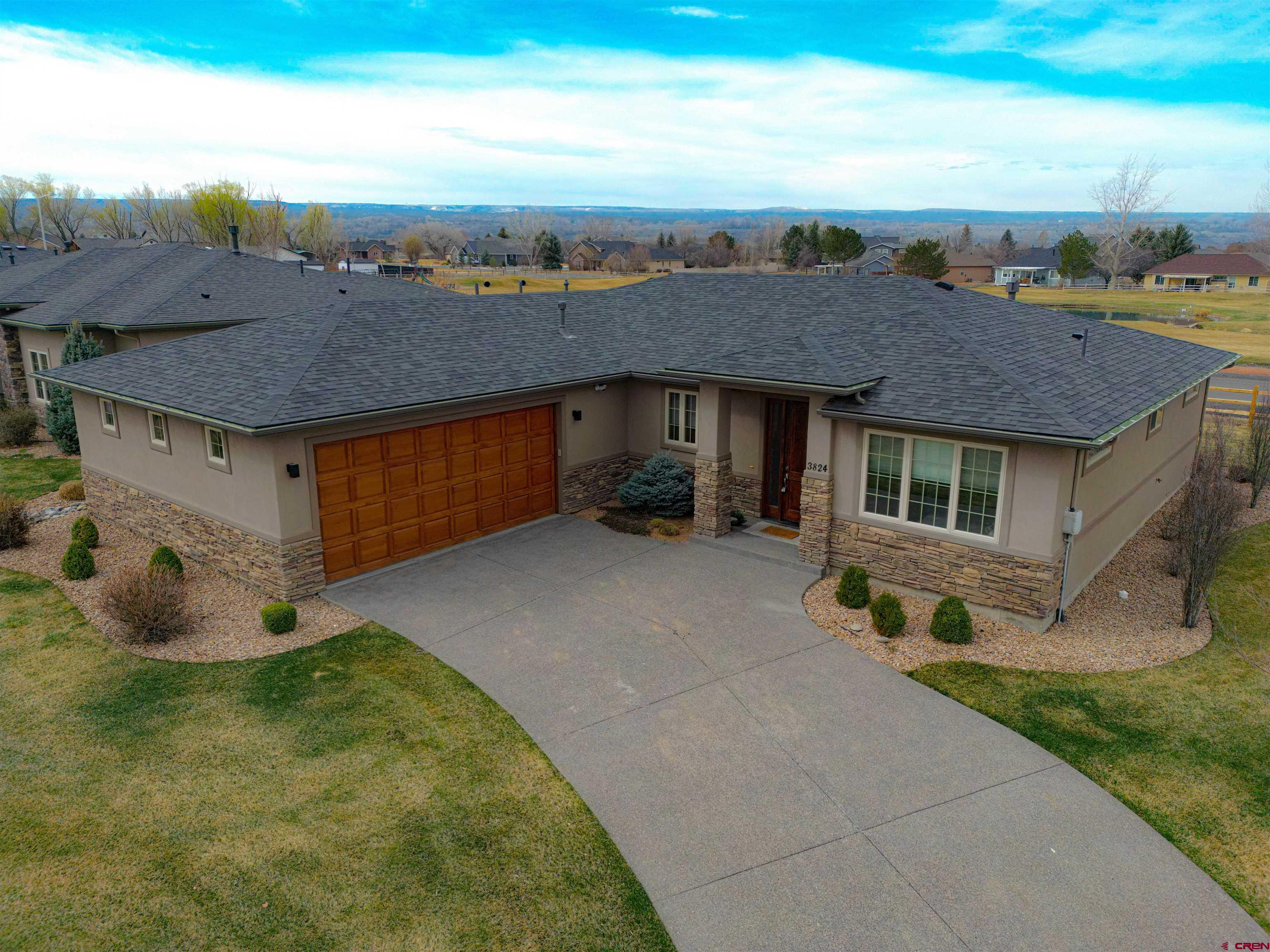 Beautiful patio home on a quiet cul-de-sac in the highly desirable Cobble Creek Golf Community. Third bedroom can serve as an office if desired. Well-appointed kitchen and luxurious master suite with large walk-in closet. Fantastic view of the "Fish & Chips" area. Gorgeous sunsets! Patio homes at Cobble Creek are "Lock and Leave", meaning that all irrigation water, lawn maintenance and snow removal is included in a sub-HOA. Perfect for homeowners that like to travel or have a second home elsewhere. Comes with a Cobble Creek Club Membership to be transferred at closing. Within walking distance to Clubhouse.  Golf memberships are available.