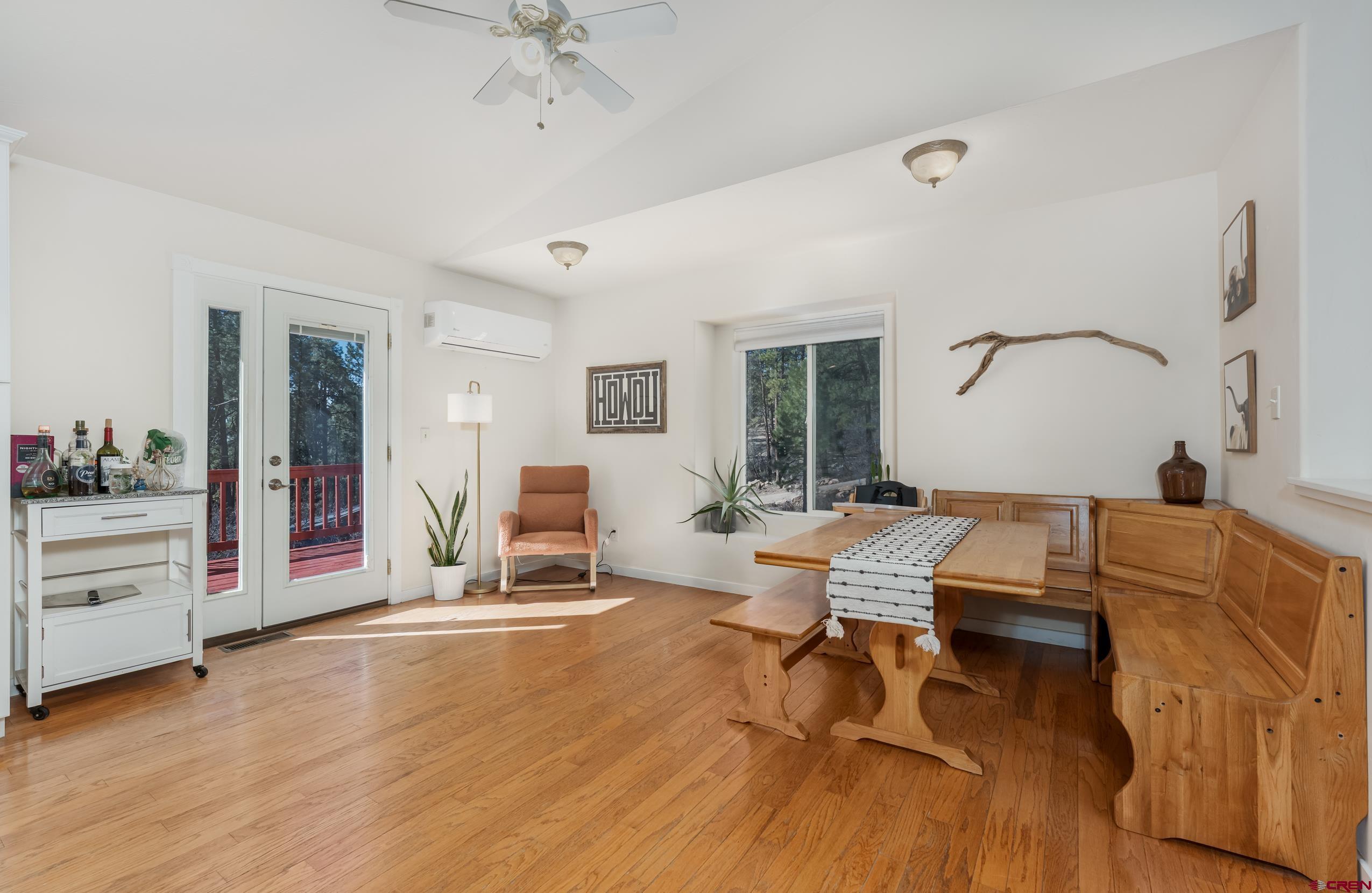 460 E Valley View Drive