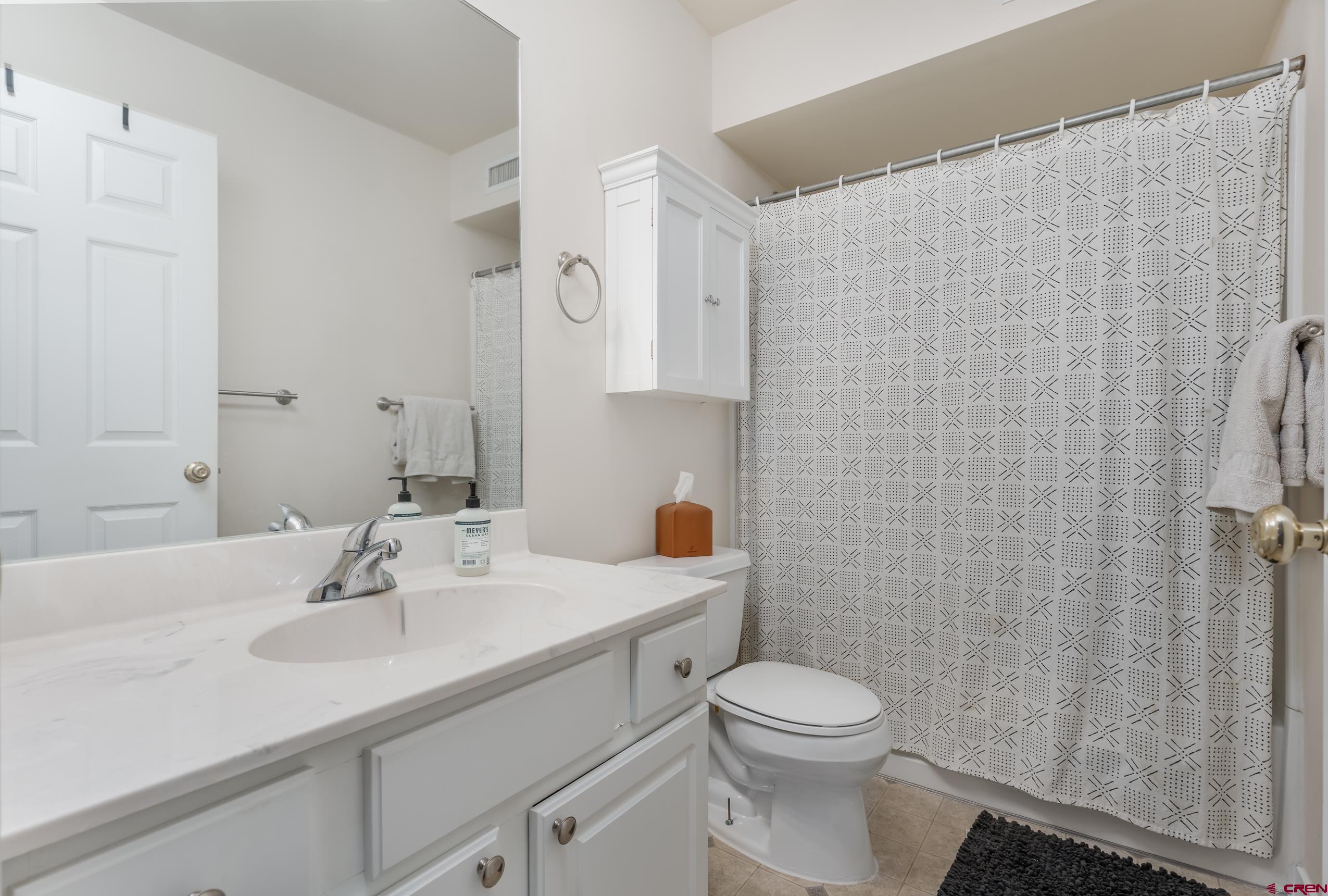 460 E Valley View Drive