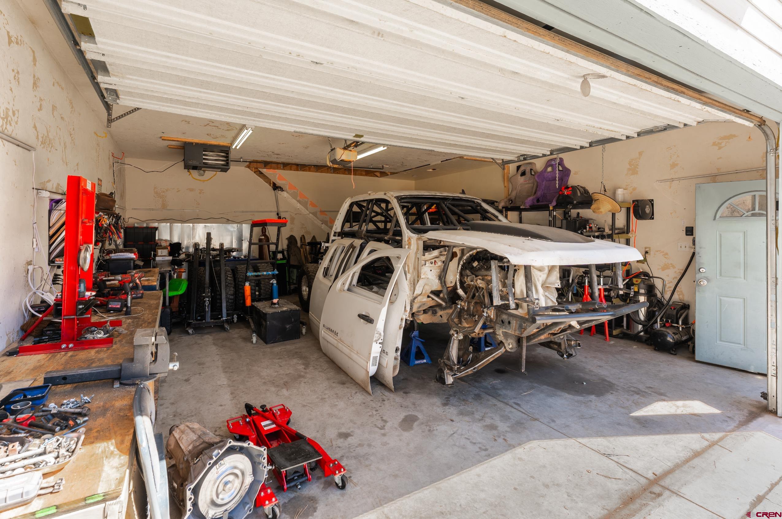 460 E Valley View Drive