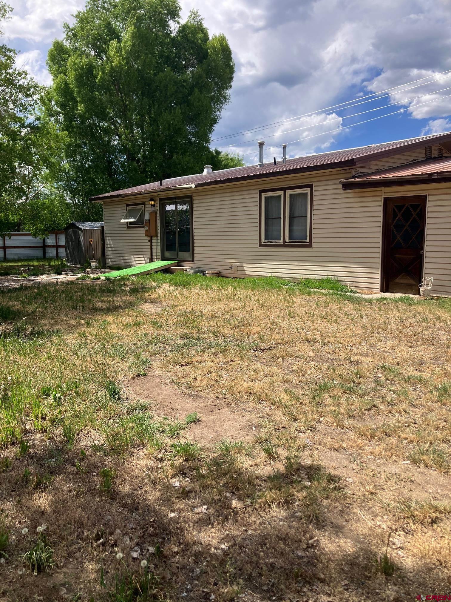 1115 W Tomichi Avenue