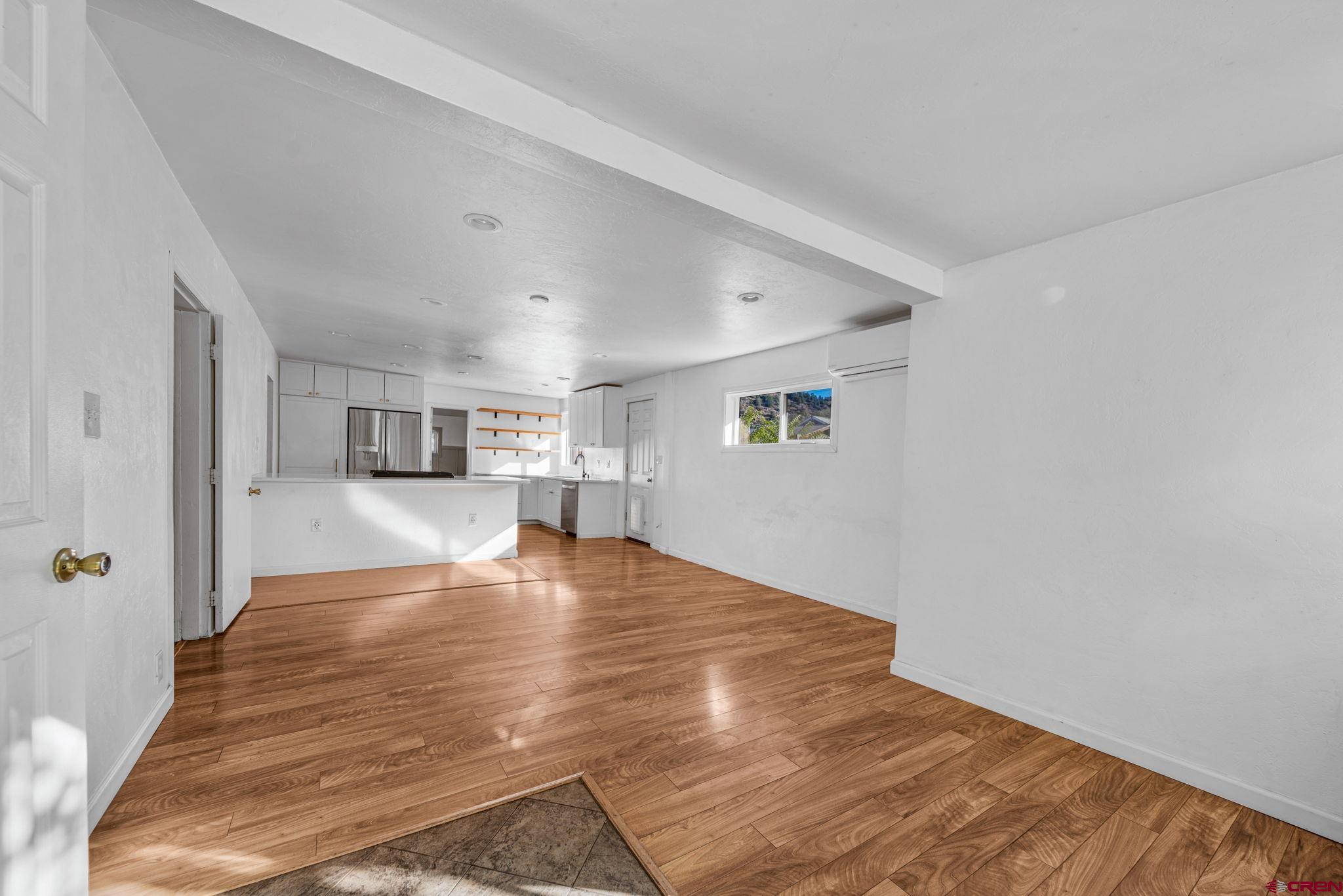 230 E 6th Avenue