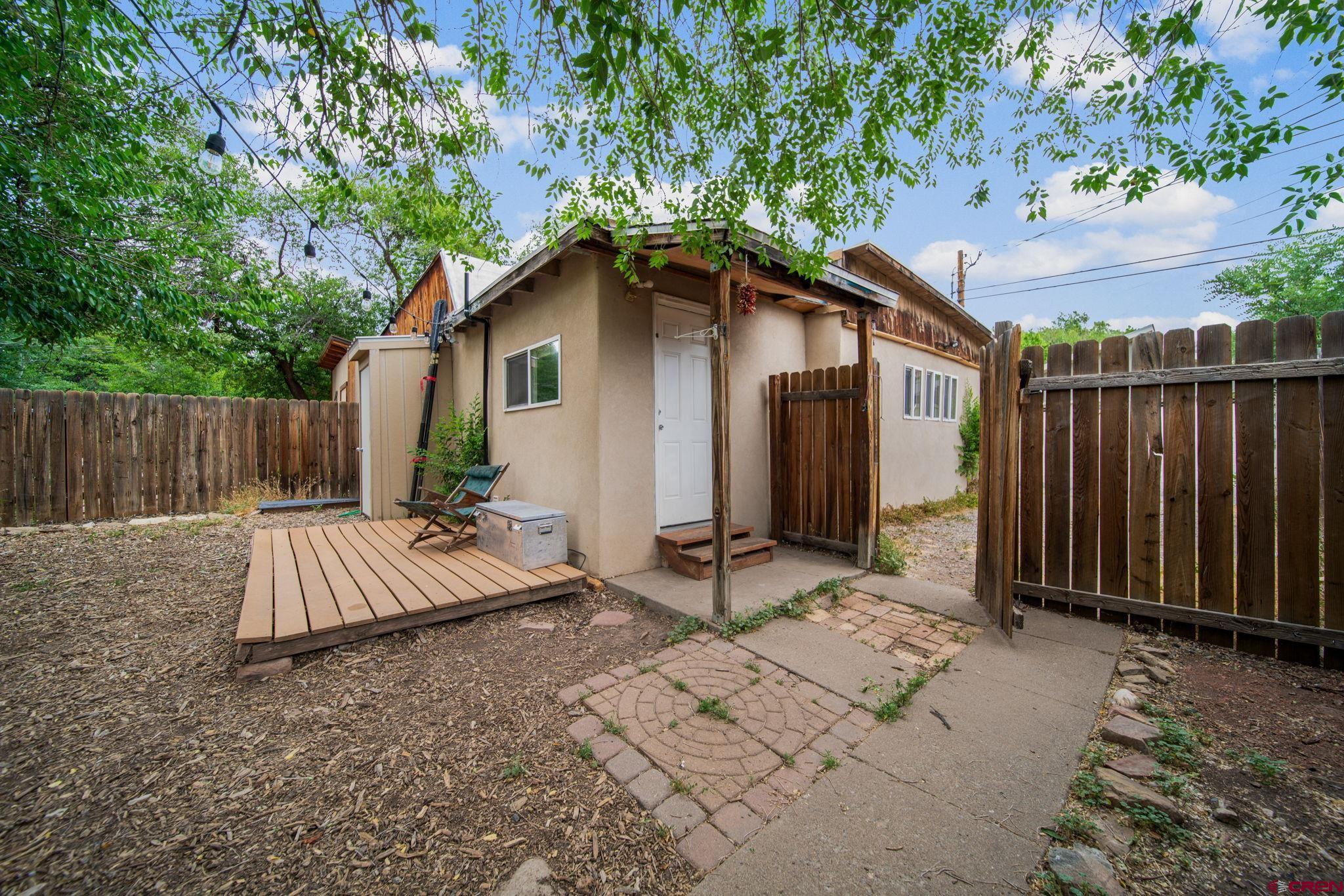 230 E 6th Avenue