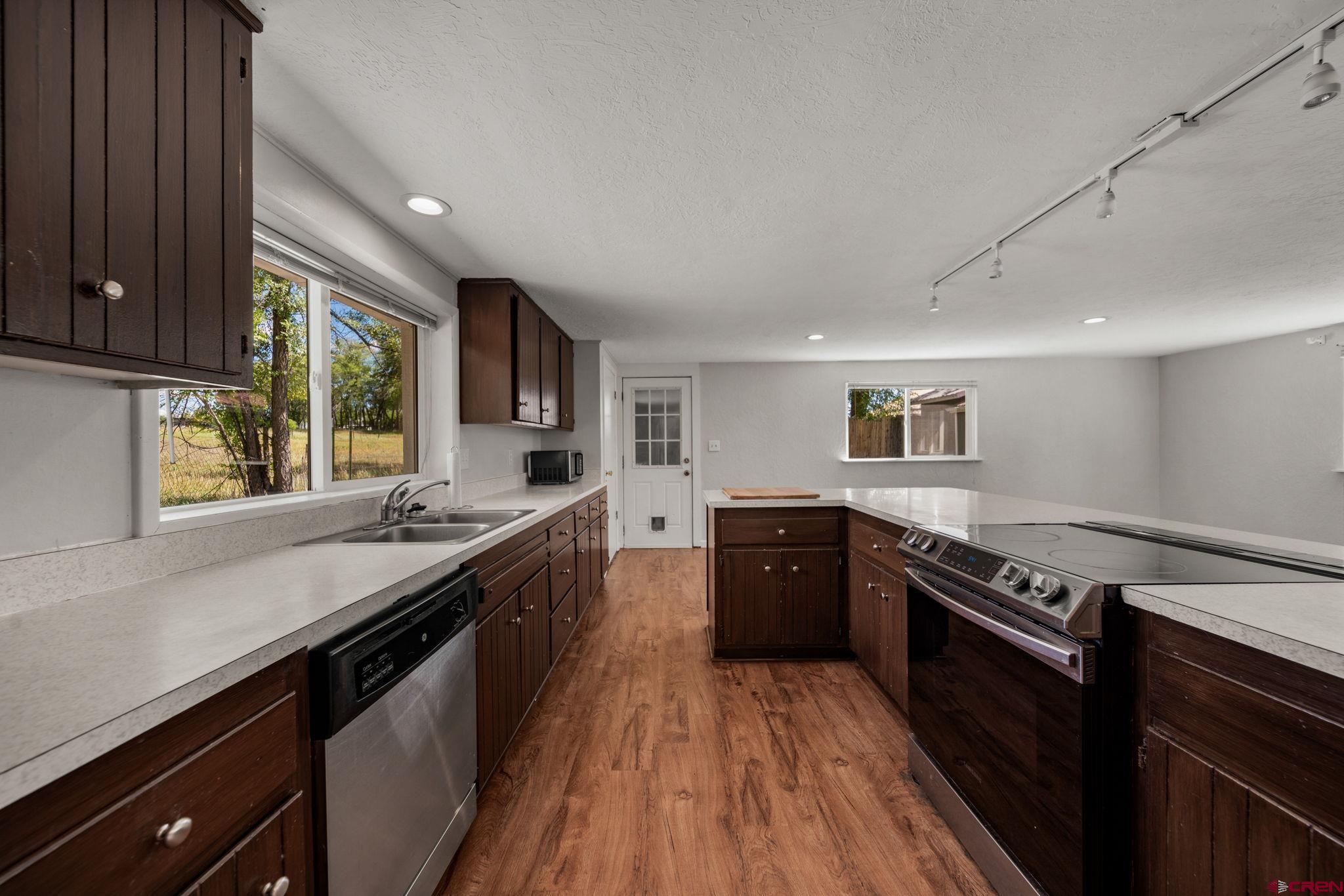 318 County Road 233