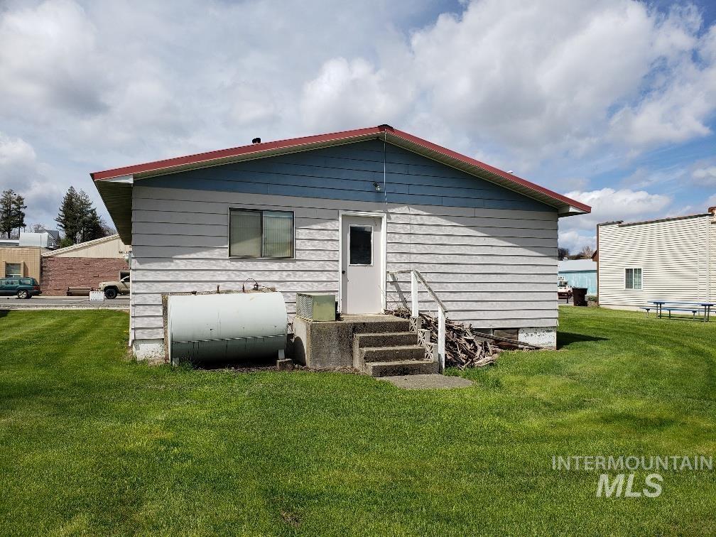 505 Oak Street, Nezperce, Idaho 83543, Business/Commercial For Sale, Price $170,000,MLS 98842437