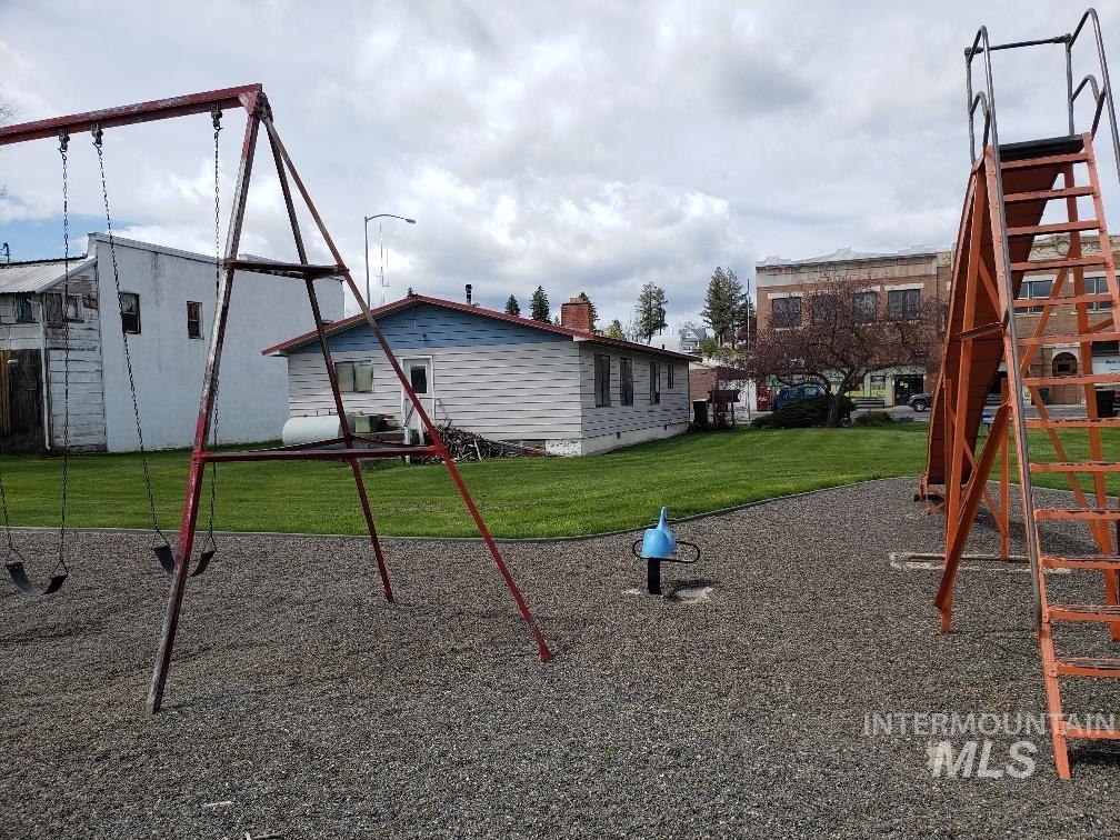 505 Oak Street, Nezperce, Idaho 83543, Business/Commercial For Sale, Price $170,000,MLS 98842437
