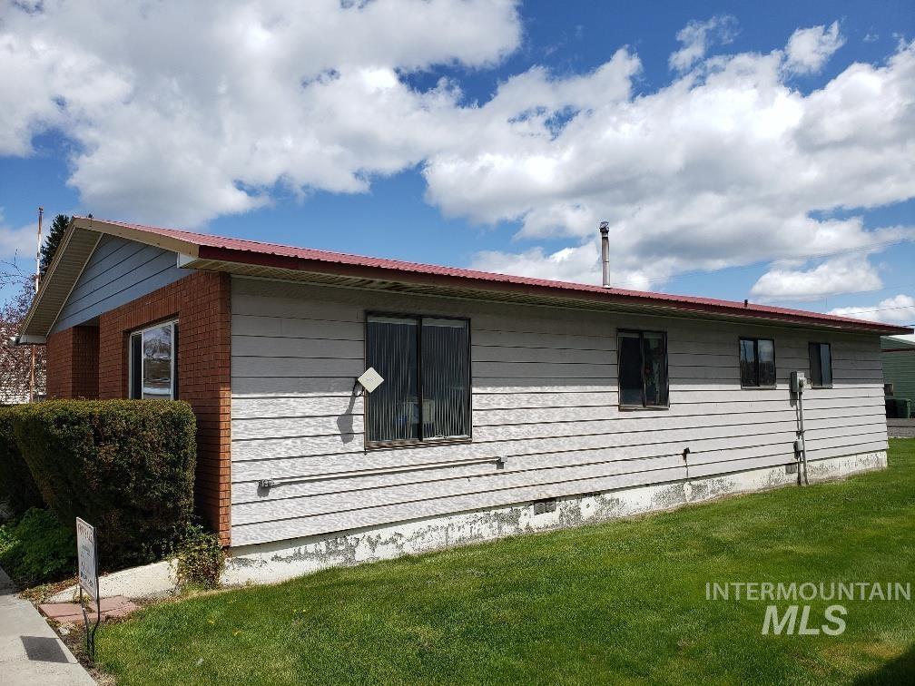 505 Oak Street, Nezperce, Idaho 83543, Business/Commercial For Sale, Price $170,000,MLS 98842437