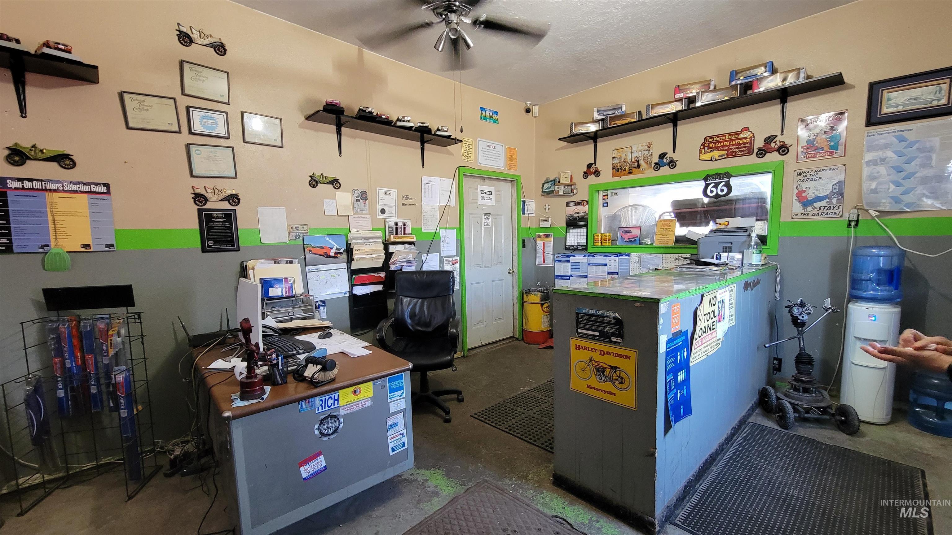 211 NE 2nd St, Ontario, Oregon 97914, Business/Commercial For Sale, Price $300,000, 98855059