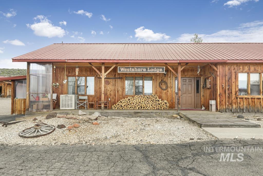 768 Cottonwood Rd., West Magic, Idaho 83352, 13 Bedrooms, Business/Commercial For Sale, Price $756,000, 98878451
