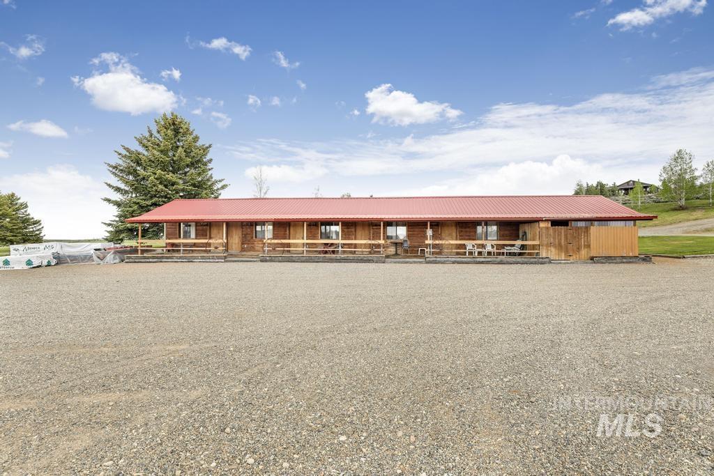 768 Cottonwood Rd., West Magic, Idaho 83352, 13 Bedrooms, Business/Commercial For Sale, Price $756,000, 98878451