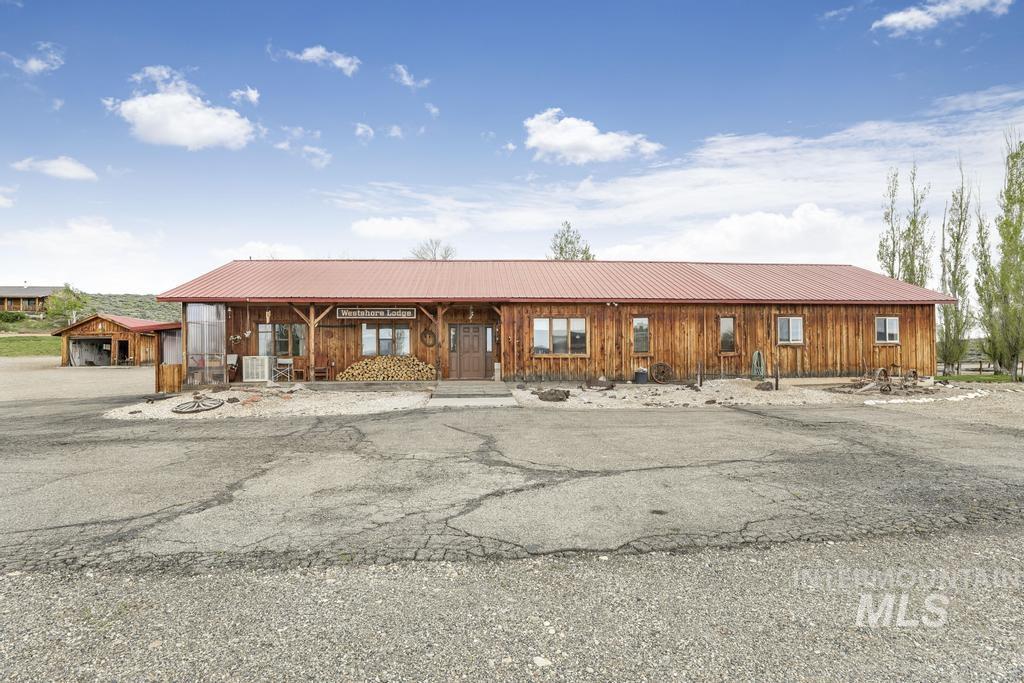 768 Cottonwood Rd., West Magic, Idaho 83352, 13 Bedrooms, Business/Commercial For Sale, Price $756,000, 98878451