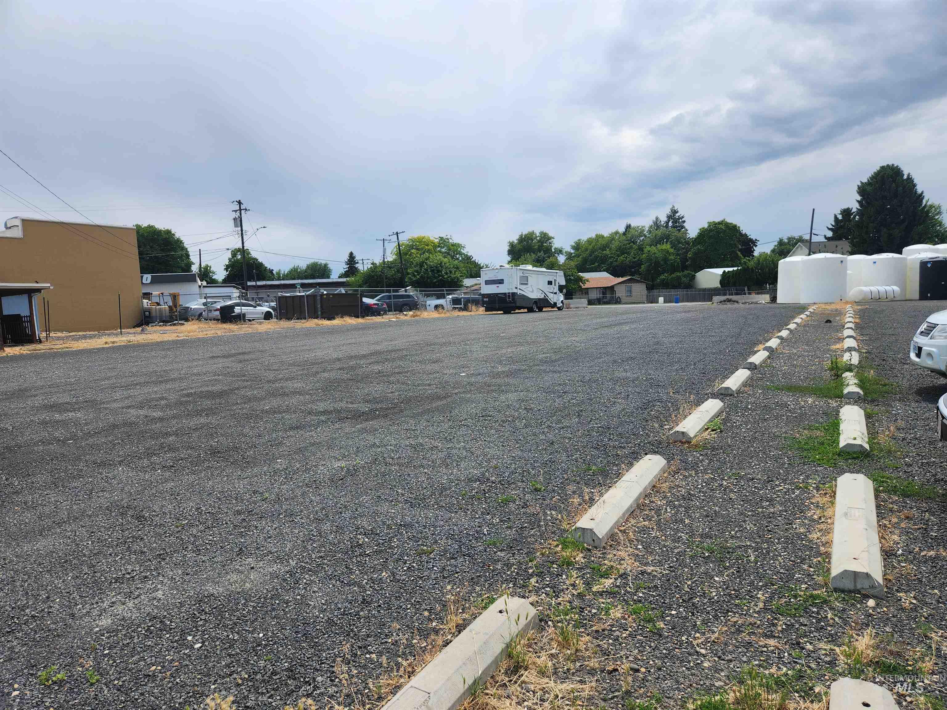 416 Thain Rd., Lewiston, Idaho 83501, Business/Commercial For Sale, Price $999,999,MLS 98882340