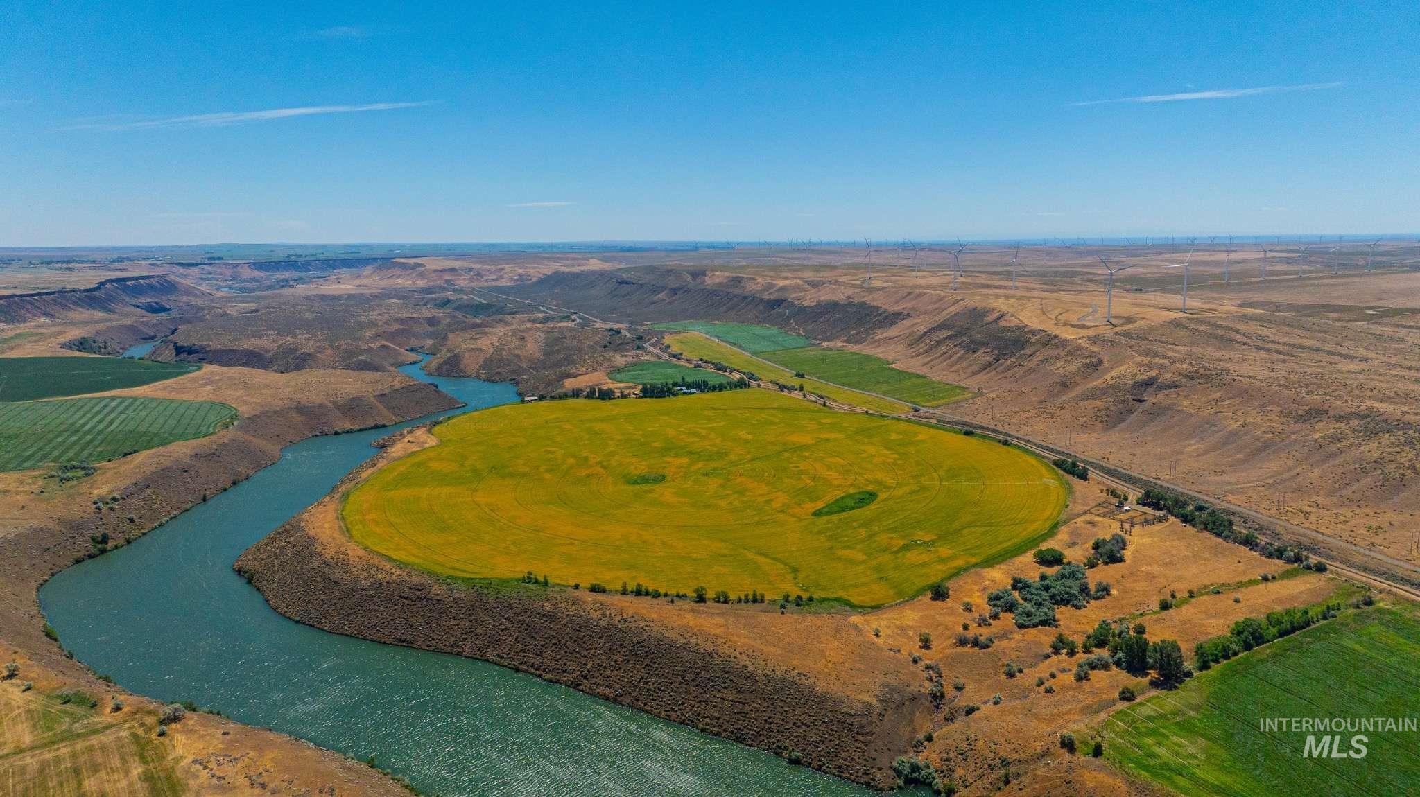 14400 E. Shoestring Rd., Bliss, Idaho 83314, 3 Bedrooms, 2 Bathrooms, Farm & Ranch For Sale, Price $7,650,000,MLS 98883401