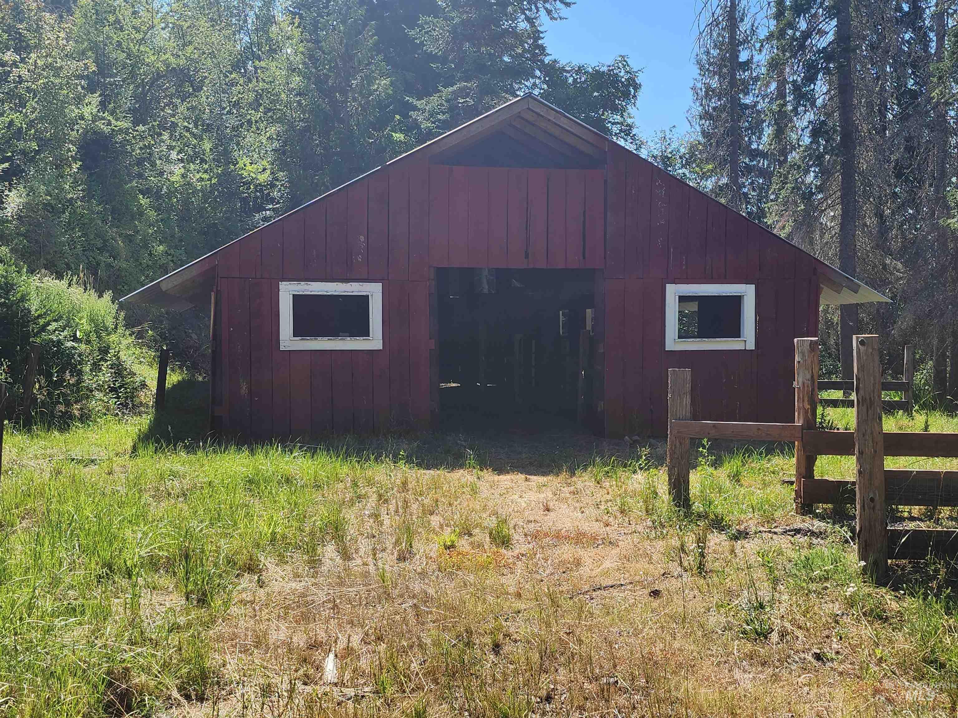 126 Shira Road, Clearwater, Idaho 83552, 3 Bedrooms, 2 Bathrooms, Residential For Sale, Price $499,000, 98884141