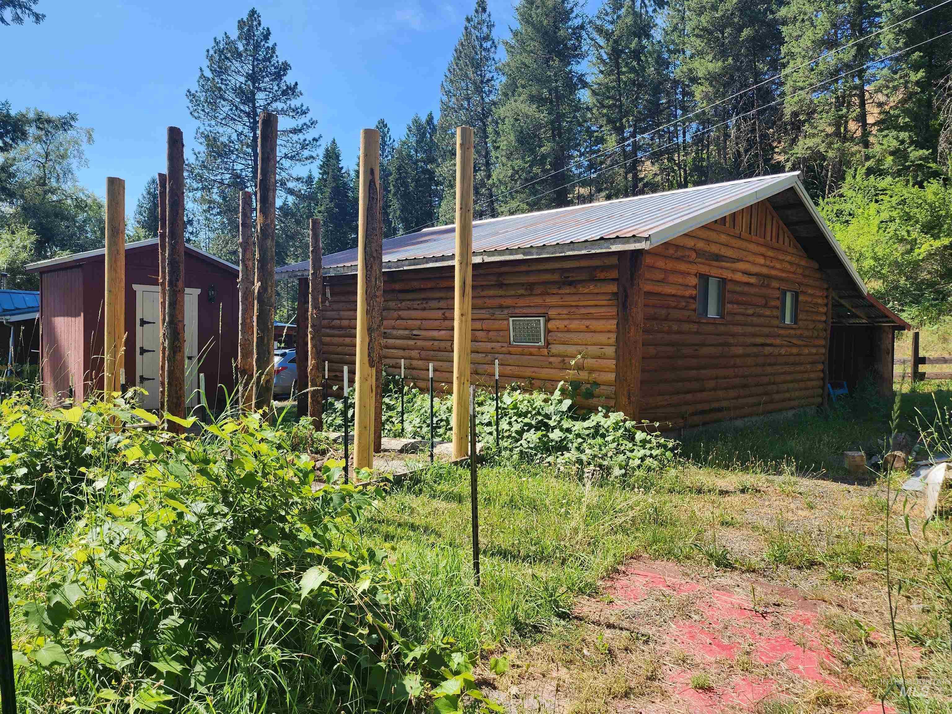 126 Shira Road, Clearwater, Idaho 83552, 3 Bedrooms, 2 Bathrooms, Residential For Sale, Price $499,000, 98884141