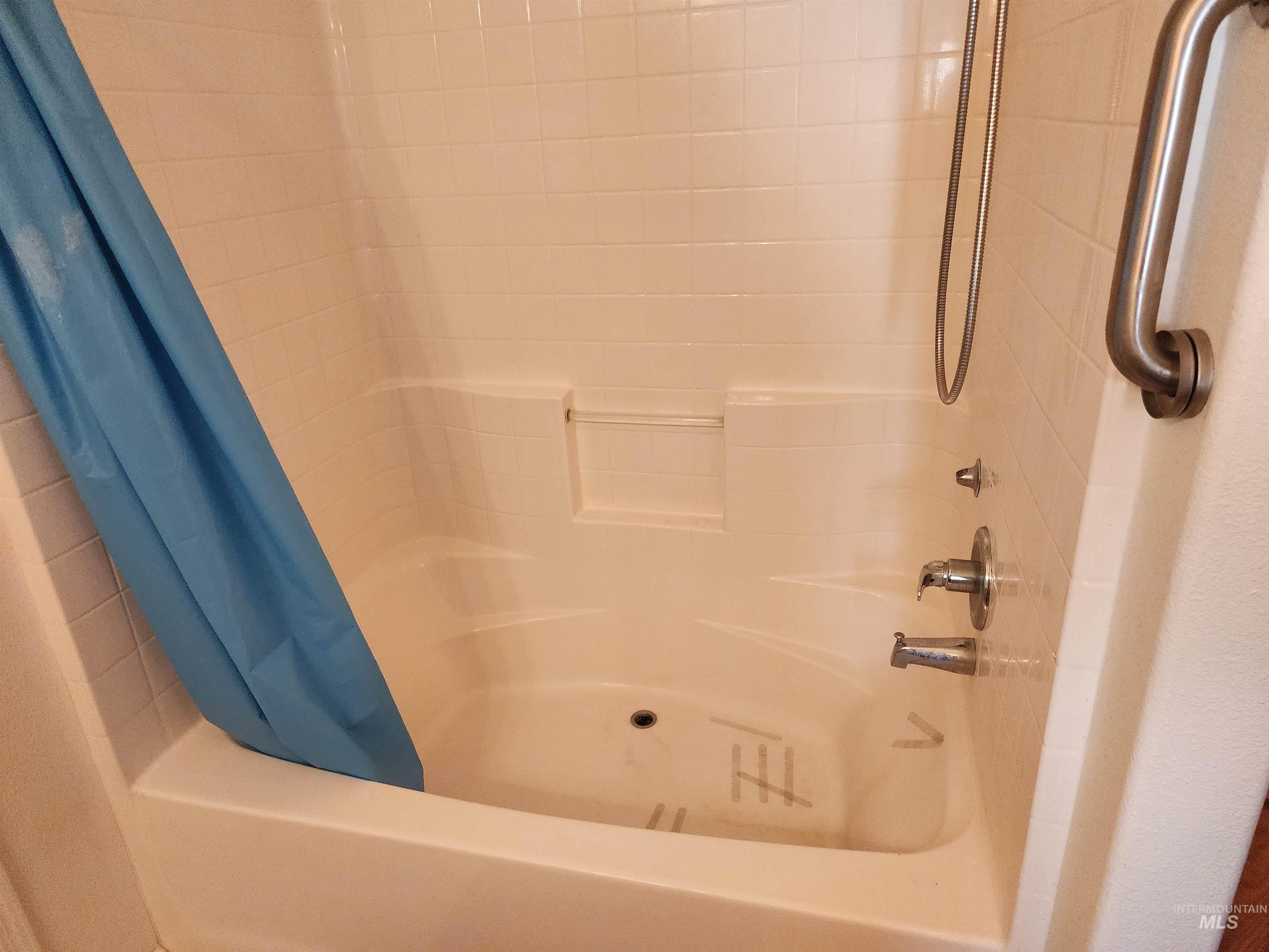 126 Shira Road, Clearwater, Idaho 83552, 3 Bedrooms, 2 Bathrooms, Residential For Sale, Price $499,000, 98884141