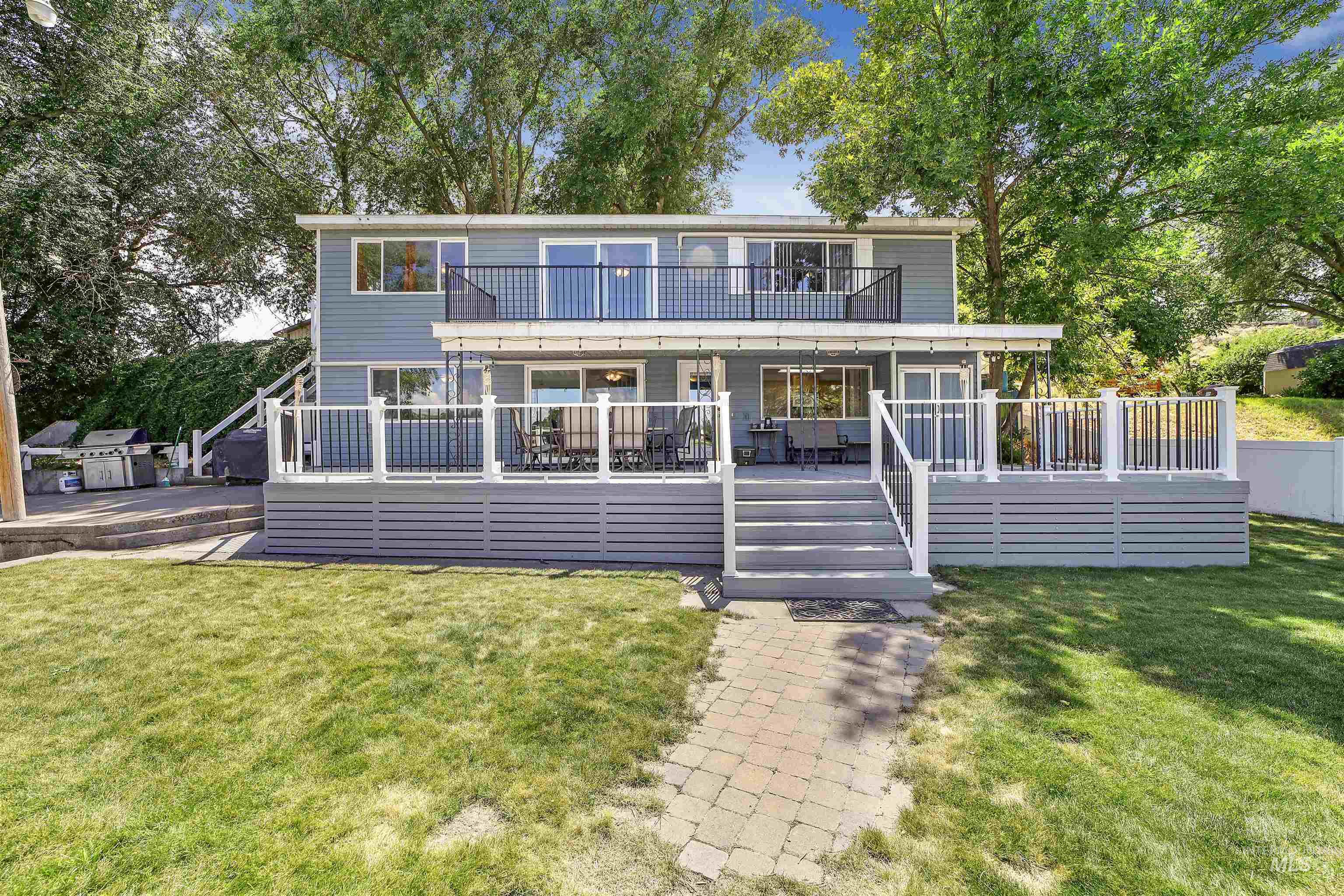 44 Bell Rapids Road, Hagerman, Idaho 83332-0018, 3 Bedrooms, 2 Bathrooms, Residential For Sale, Price $1,350,000,MLS 98887969