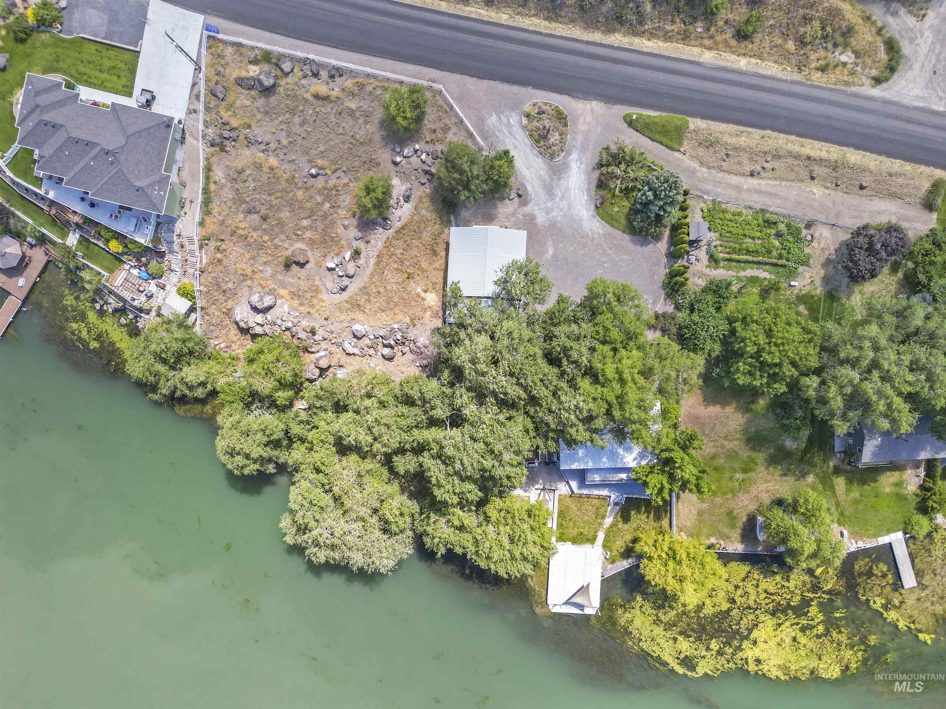 44 Bell Rapids Road, Hagerman, Idaho 83332-0018, 3 Bedrooms, 2 Bathrooms, Residential For Sale, Price $1,350,000,MLS 98887969