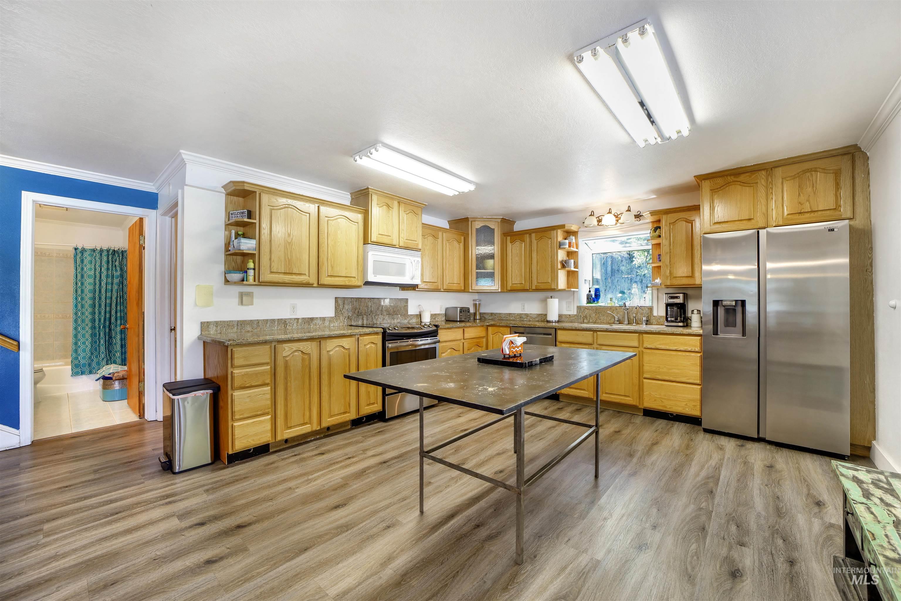 44 Bell Rapids Road, Hagerman, Idaho 83332-0018, 3 Bedrooms, 2 Bathrooms, Residential For Sale, Price $1,350,000,MLS 98887969